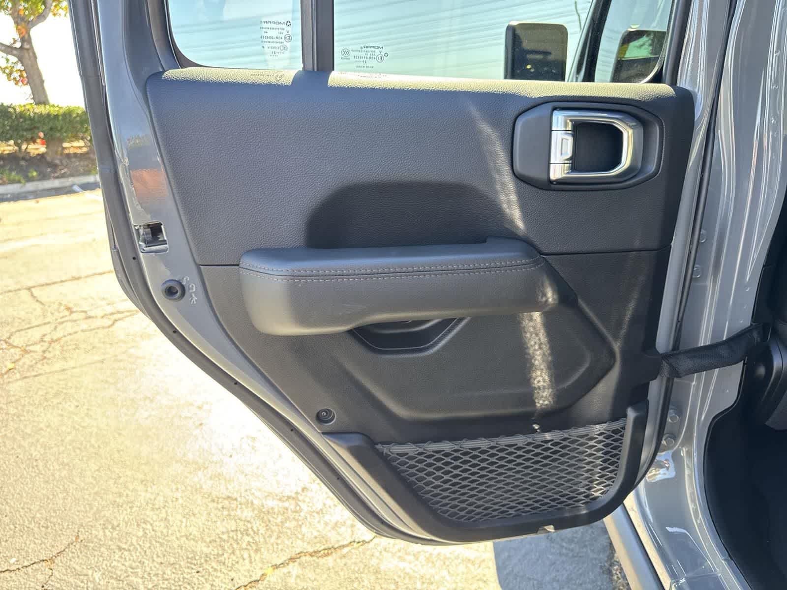 Thumbnail: 2021 Jeep Wrangler - 25