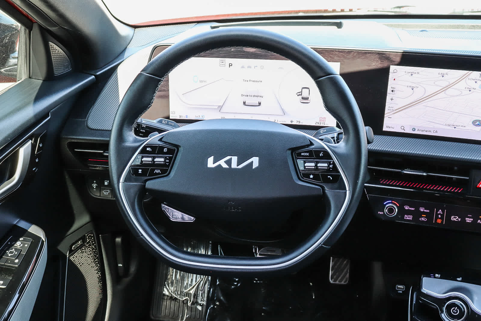 Thumbnail: 2022 Kia EV6 - 17