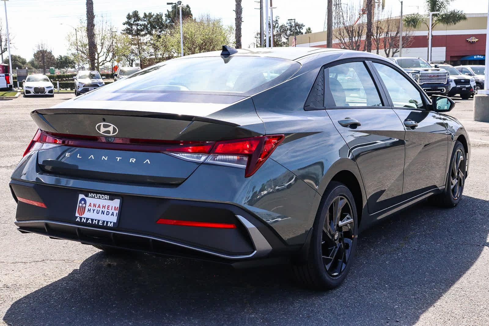 Thumbnail: 2026 Hyundai Elantra - 6