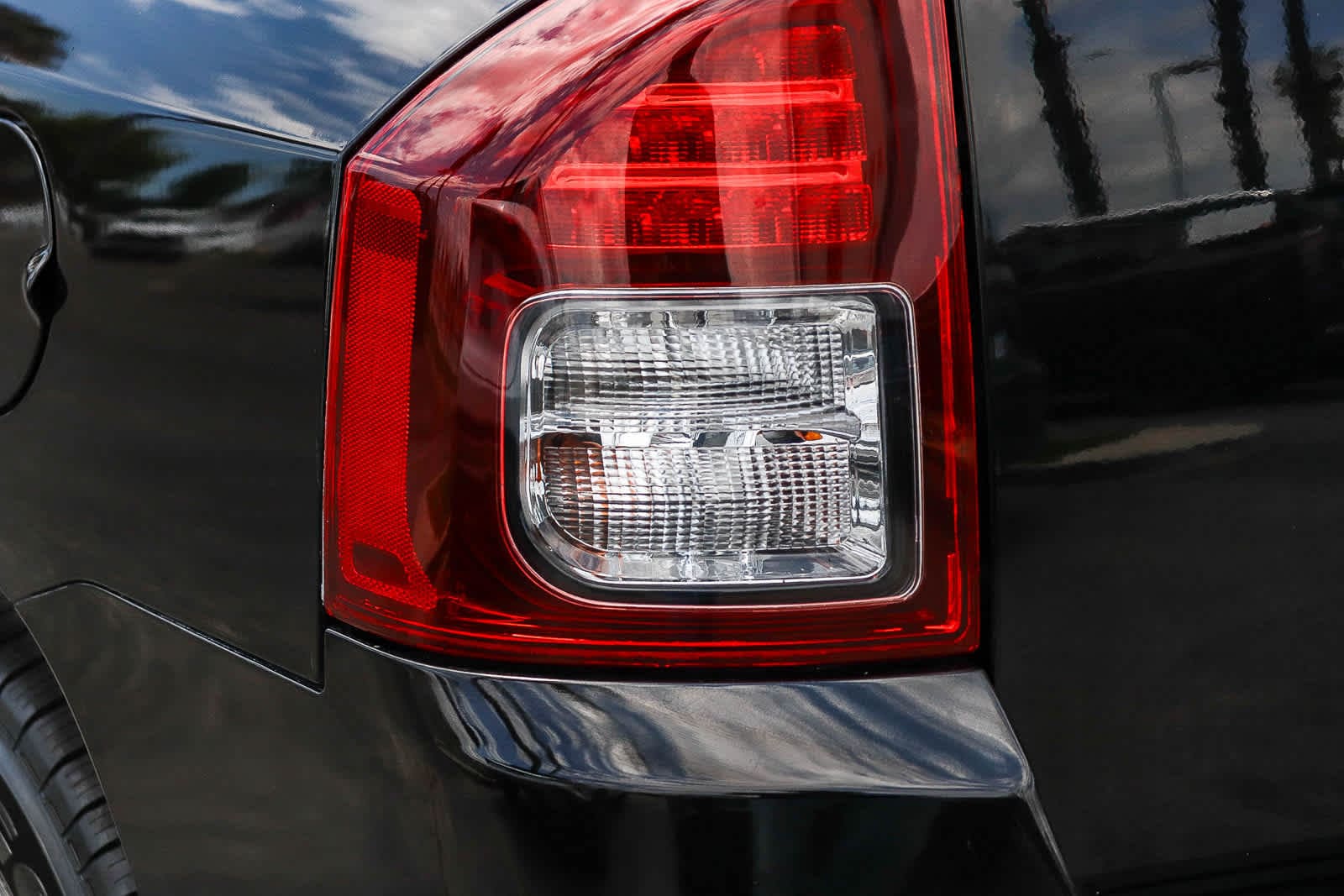 Thumbnail: 2014 Jeep Compass - 9