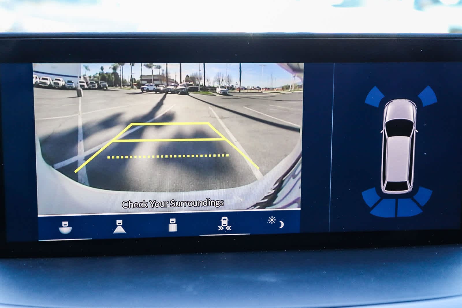 Thumbnail: 2022 Acura RDX - 25