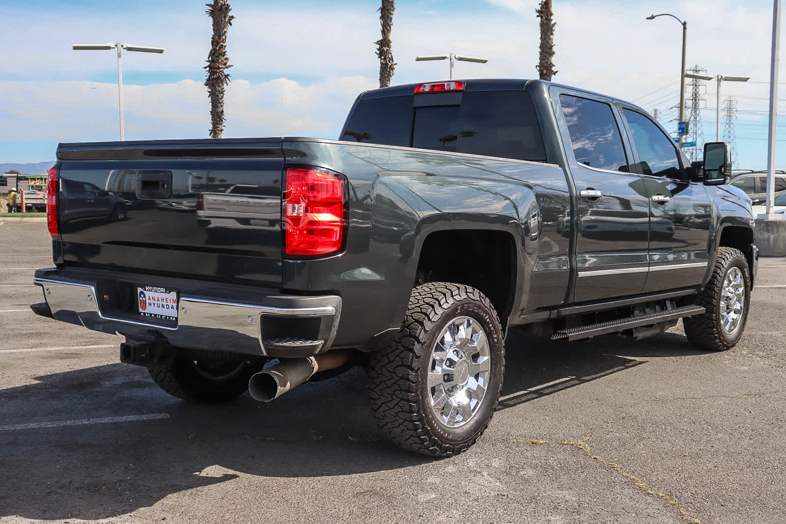 2017 Chevrolet Silverado 2500HD LTZ photo 4