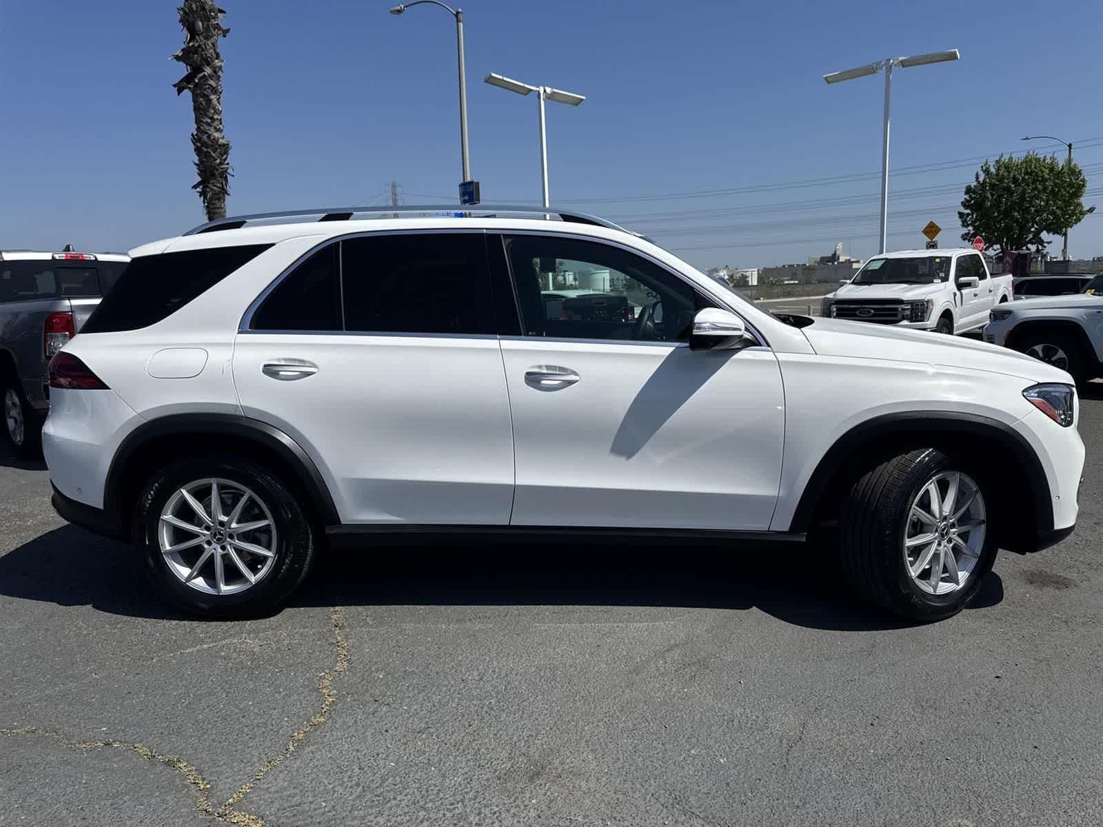 Thumbnail: 2024 Mercedes-Benz GLE - 3