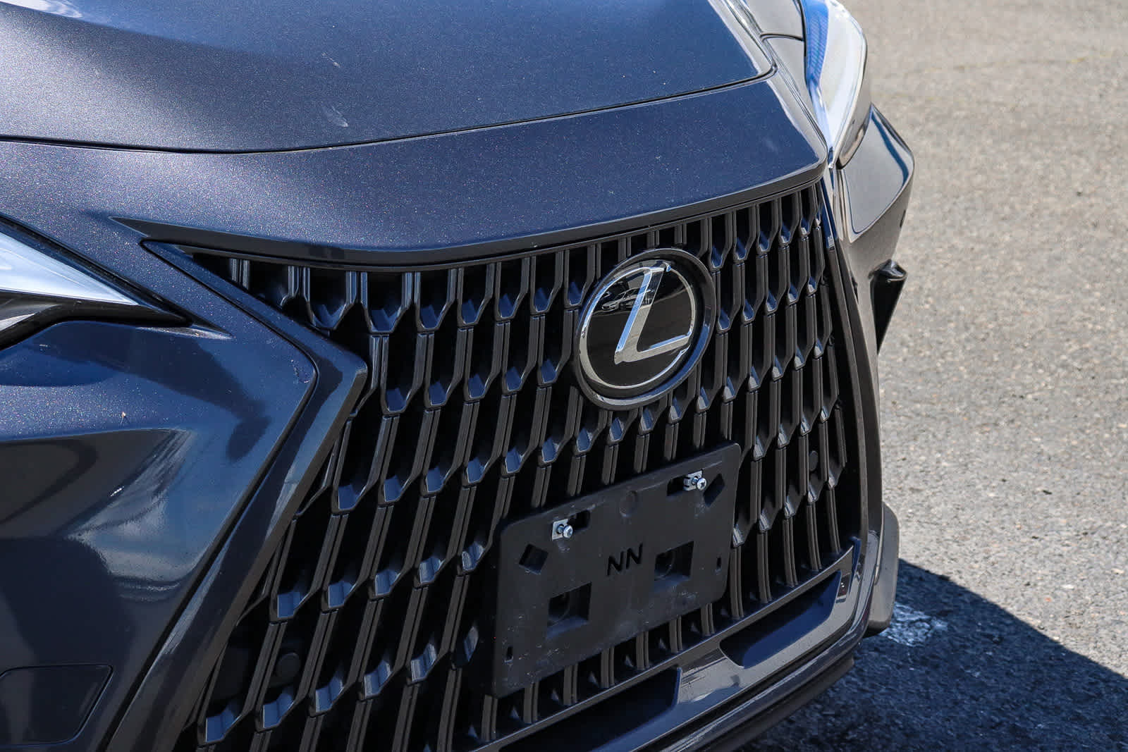 2024 LEXUS NX 250 Premium photo 3