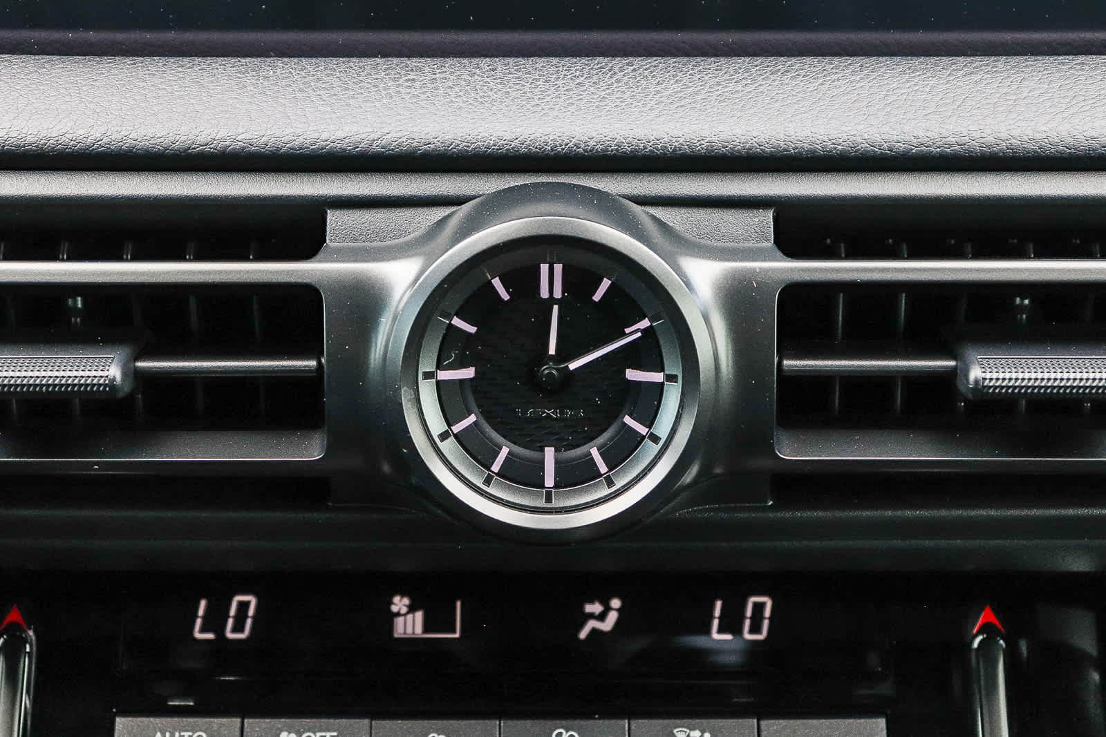 Thumbnail: 2024 Lexus IS - 22