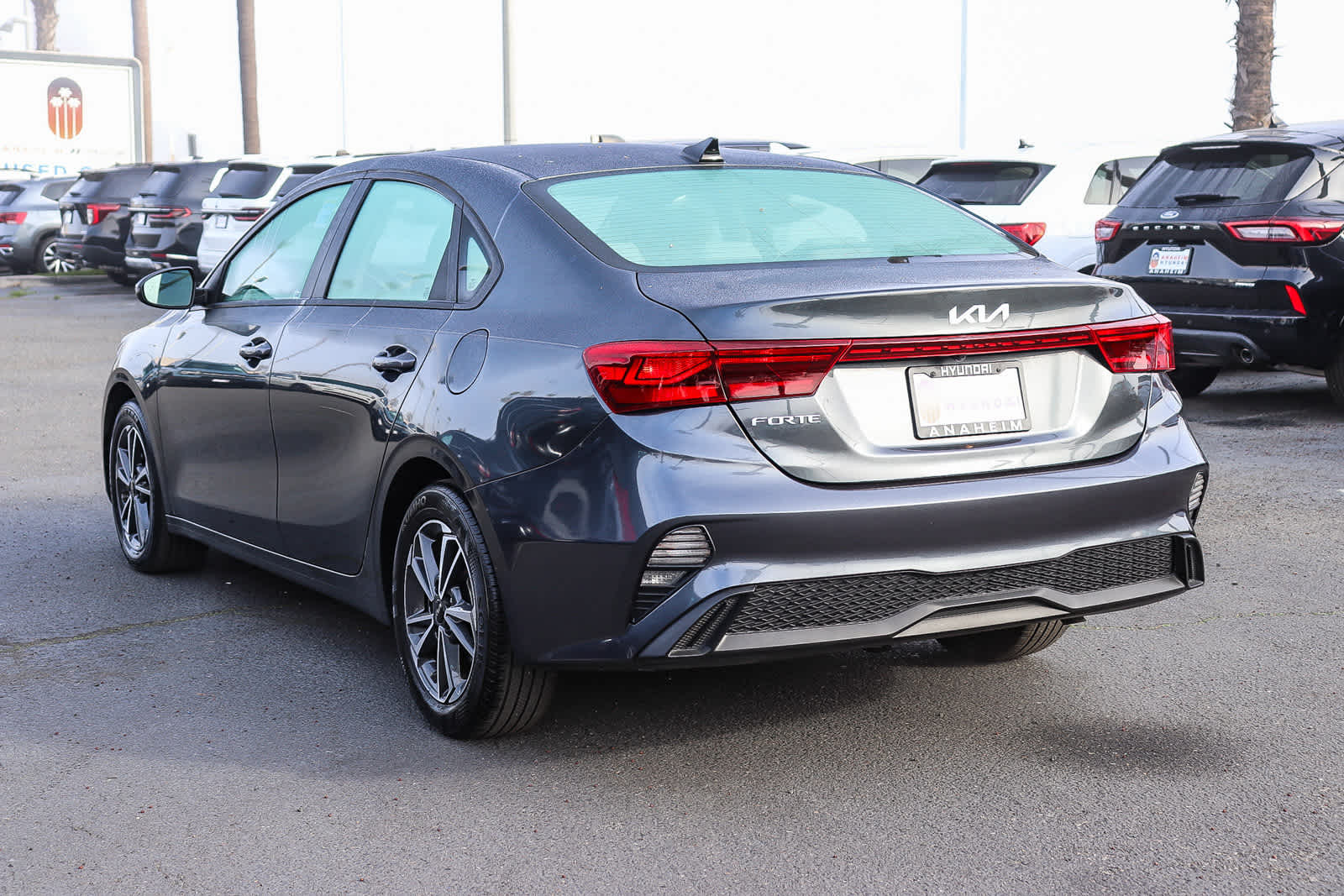 Thumbnail: 2023 Kia Forte - 8