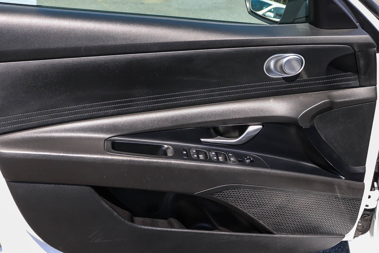 Thumbnail: 2024 Hyundai Elantra - 21