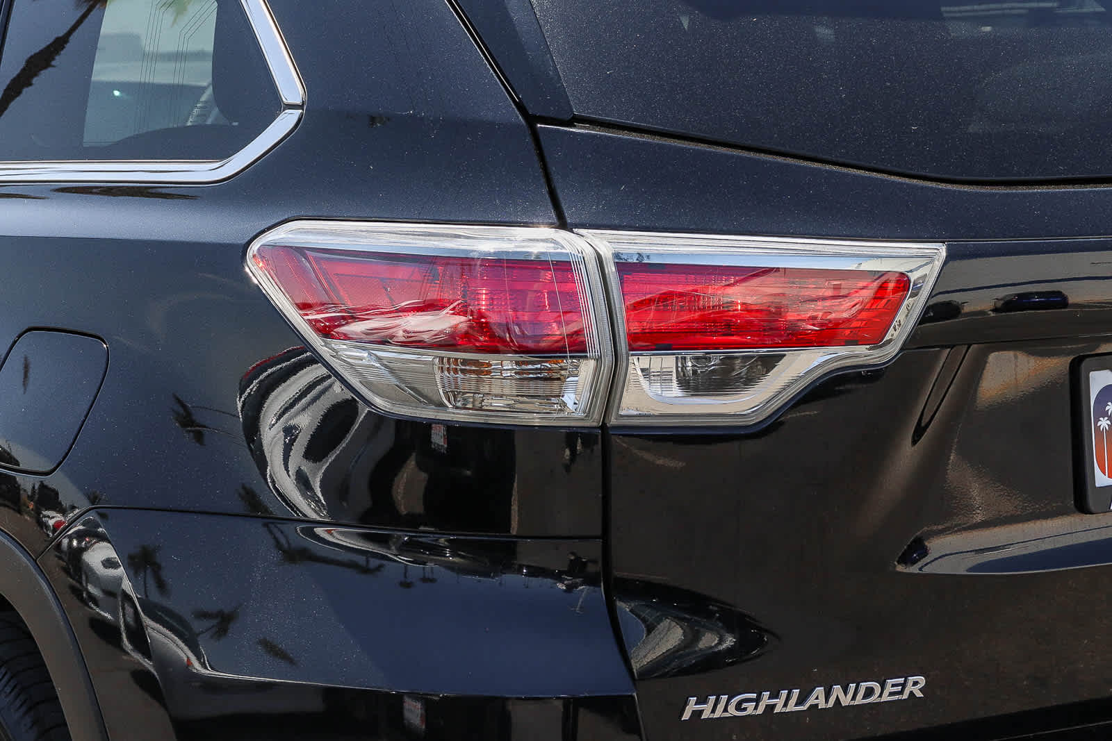 Thumbnail: 2016 Toyota Highlander - 8