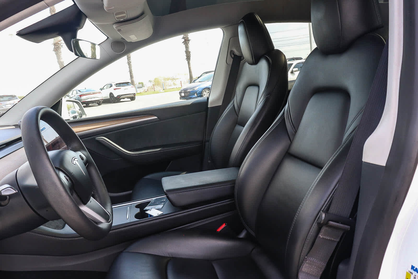 Thumbnail: 2023 Tesla Model Y - 17