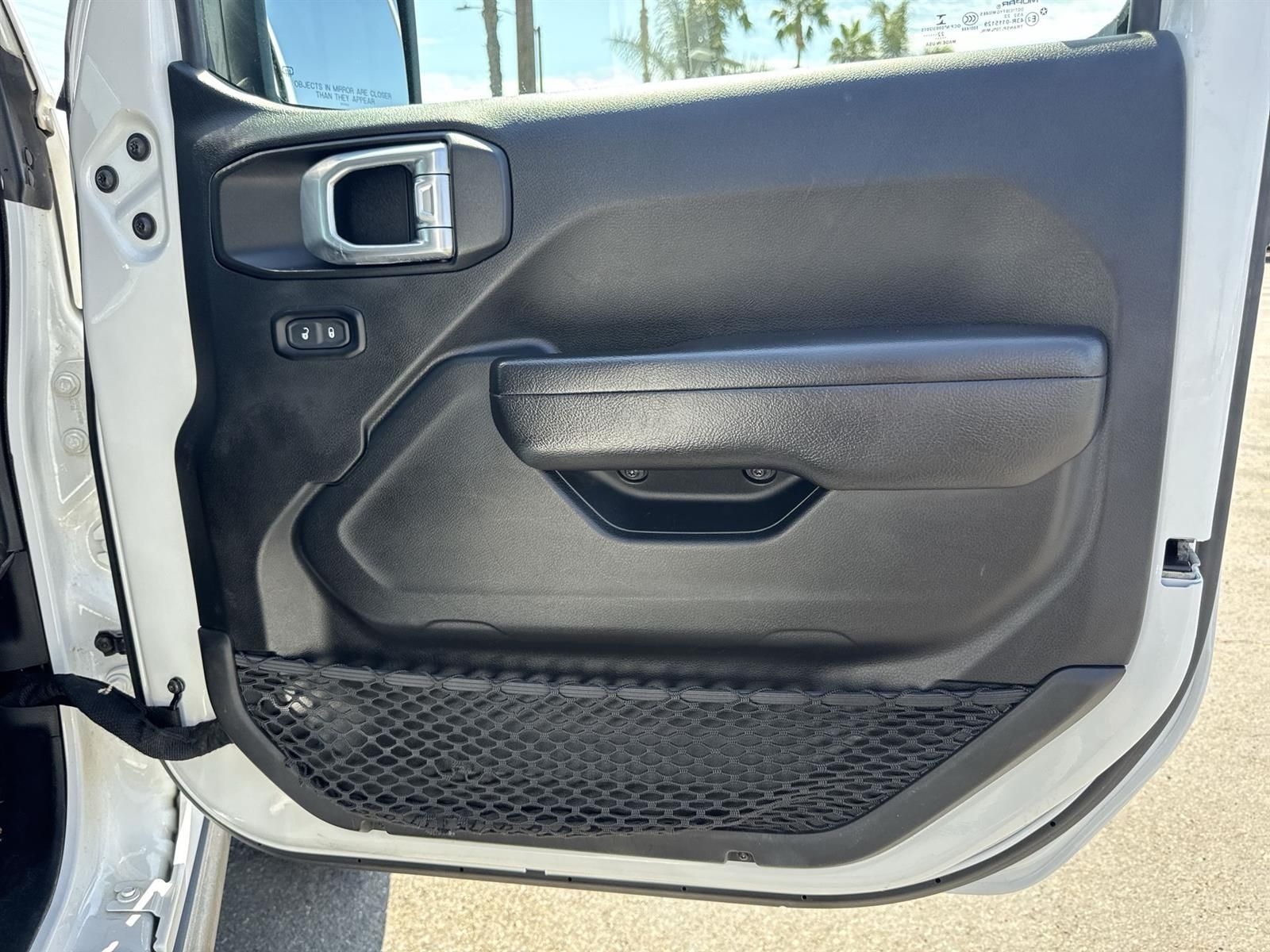 Thumbnail: 2022 Jeep Wrangler - 35