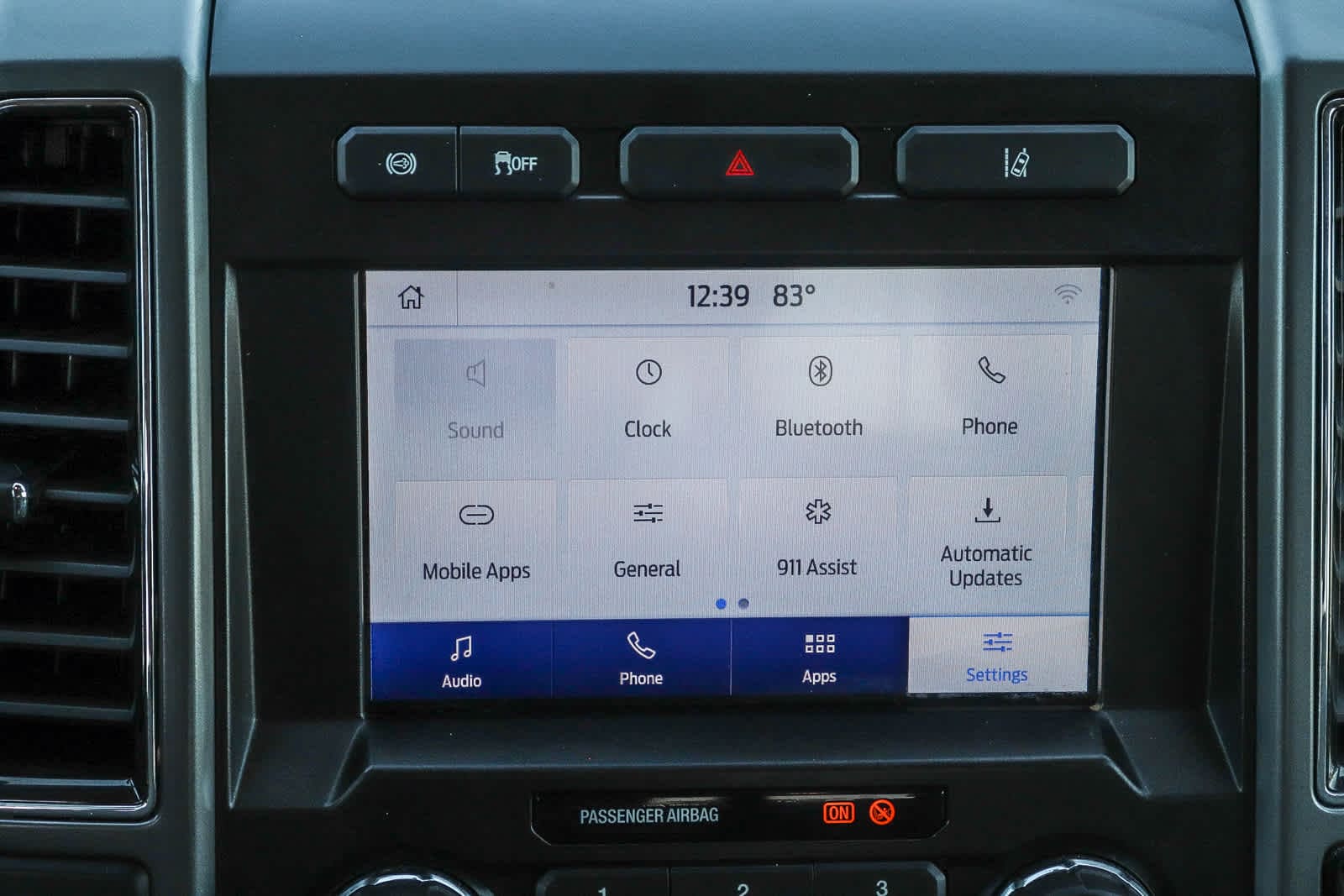 Thumbnail: 2020 Ford Econoline - 16