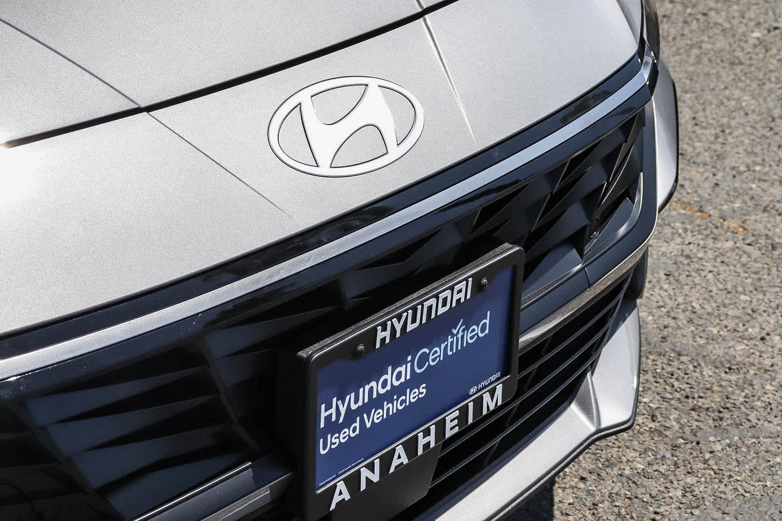 2026 Hyundai Elantra Limited - Photo 6