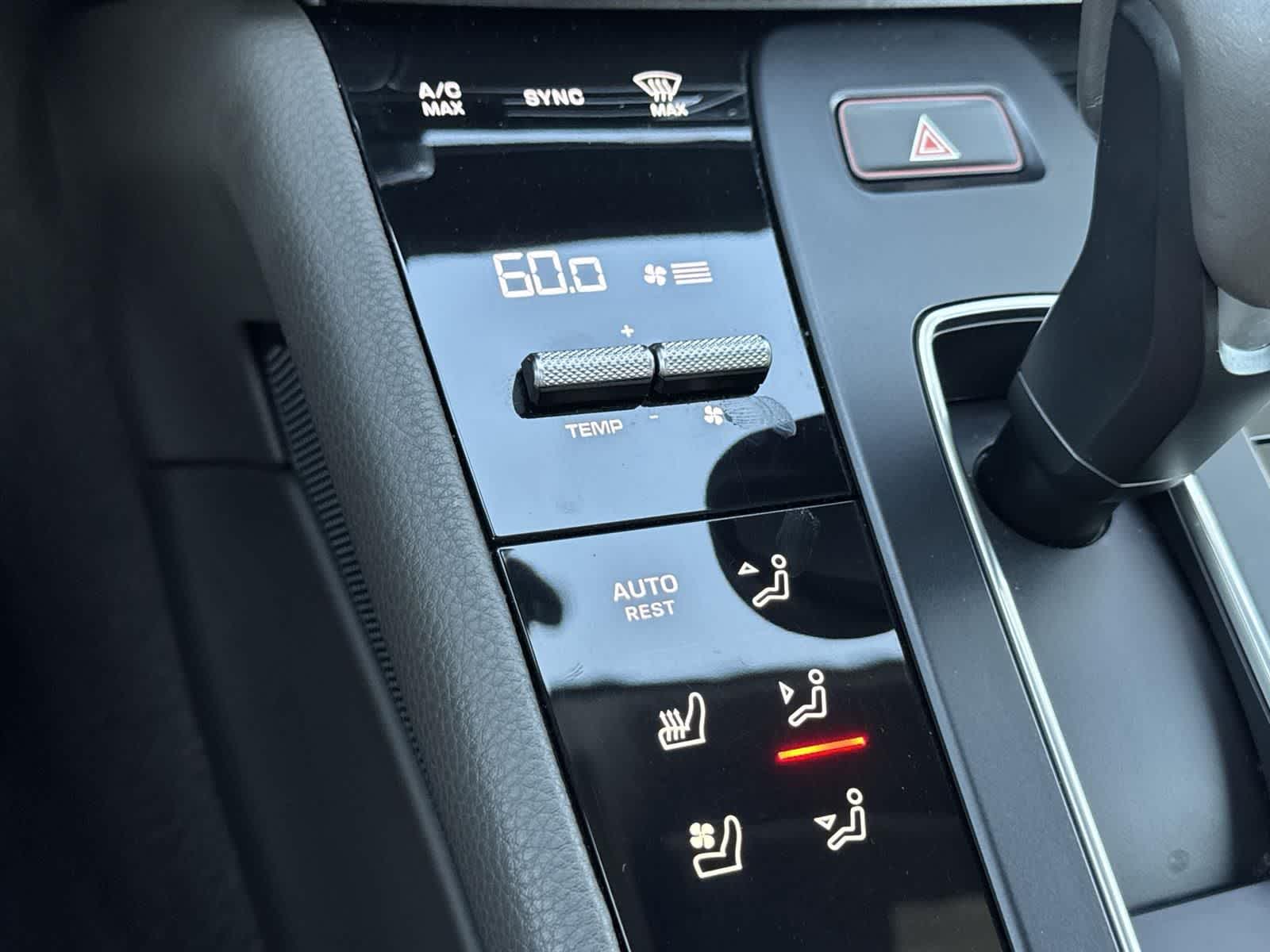 Thumbnail: 2024 Porsche Macan - 14