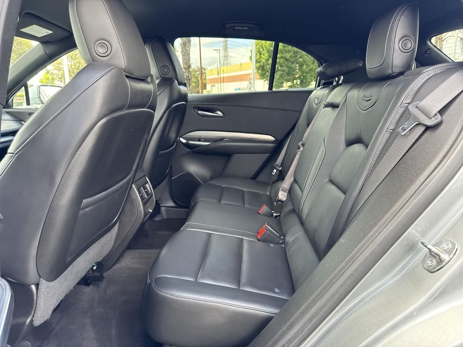 Thumbnail: 2024 Cadillac XT4 - 25