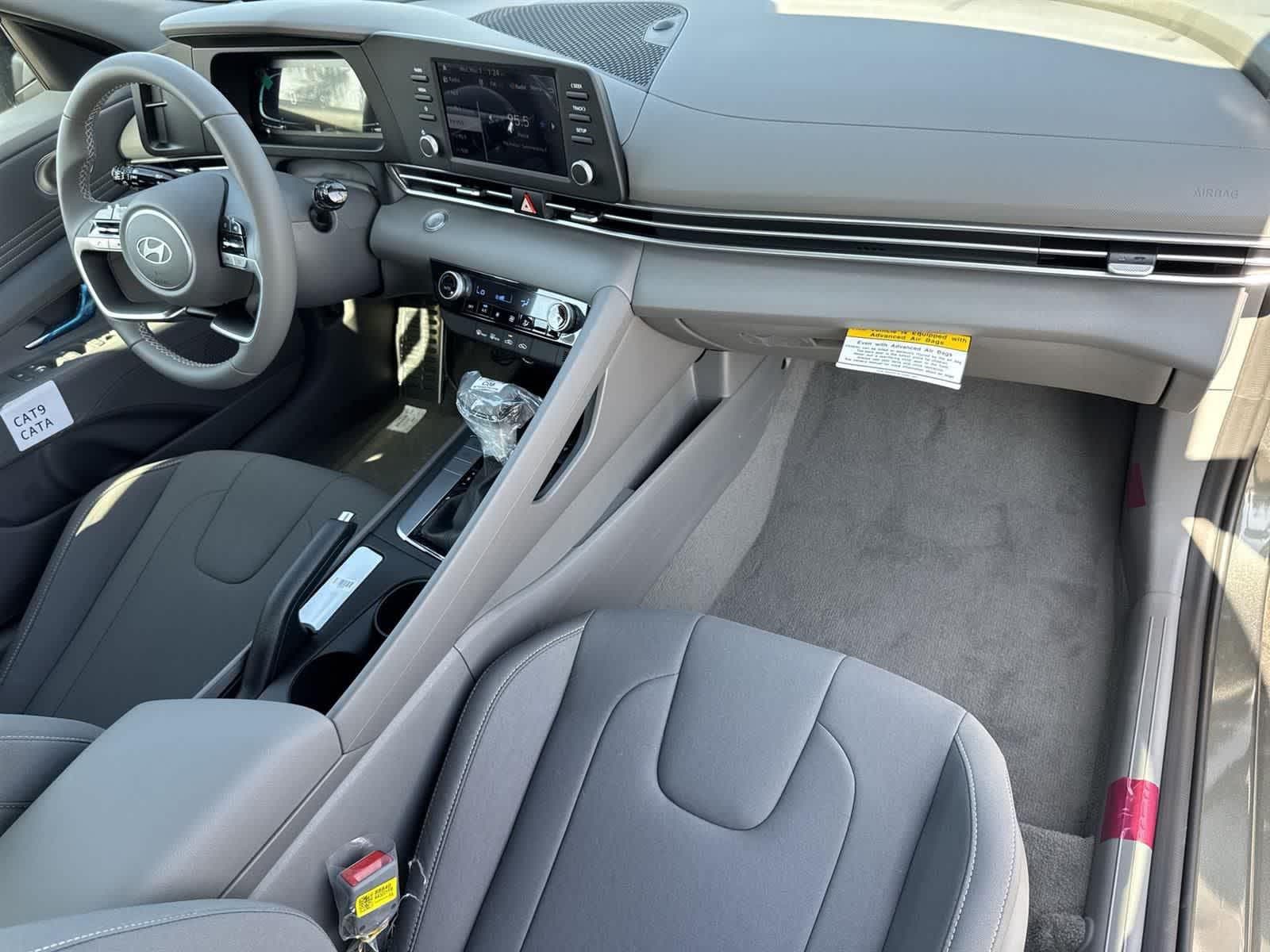 Thumbnail: 2025 Hyundai Elantra - 39