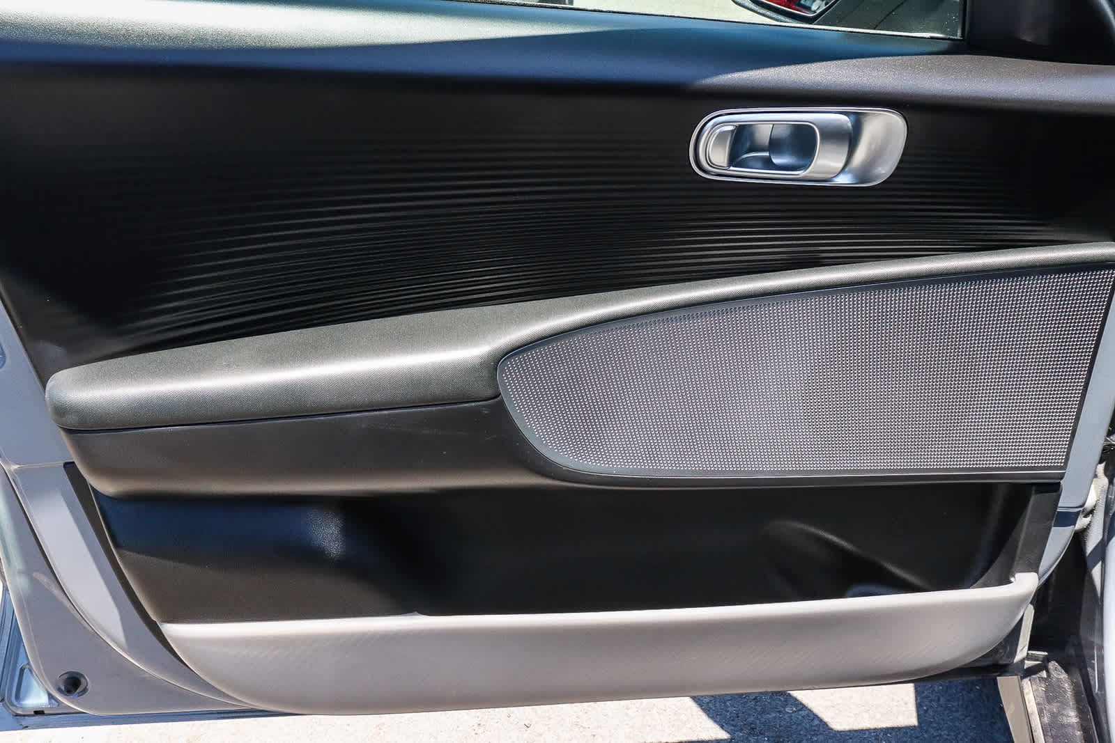 Thumbnail: 2023 Hyundai Ioniq 6 - 27