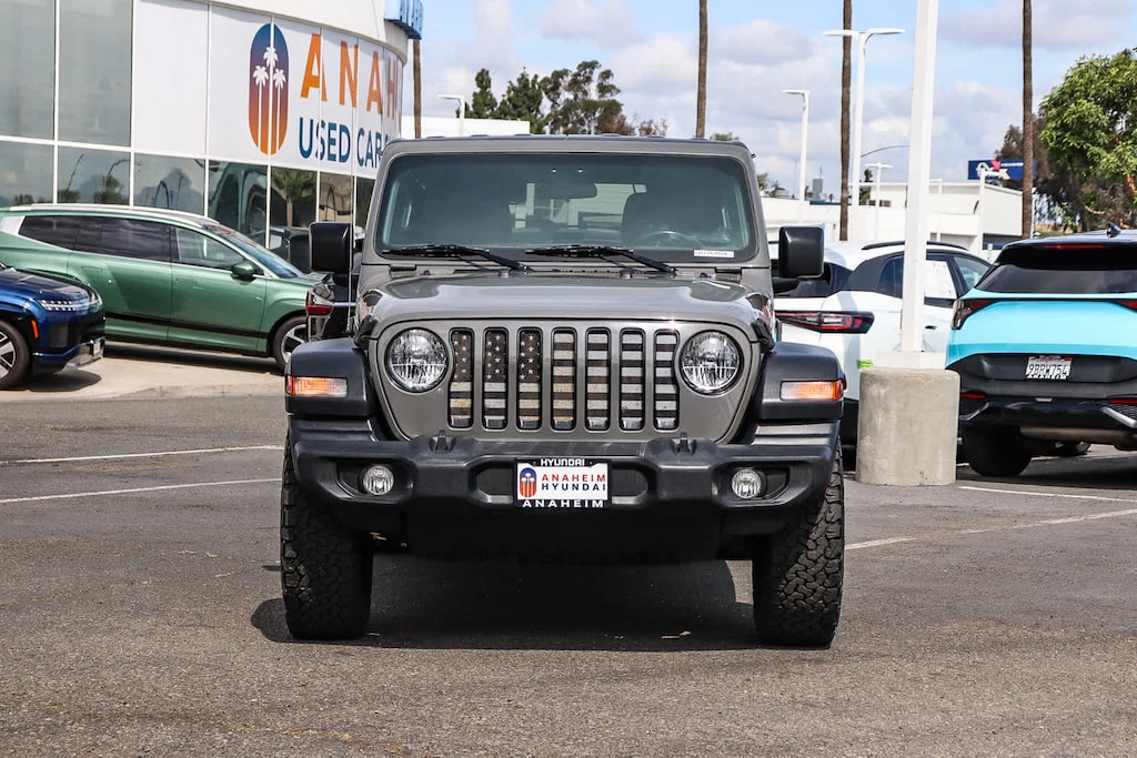 Used 2020 Jeep Wrangler Unlimited Sport Altitude SUV