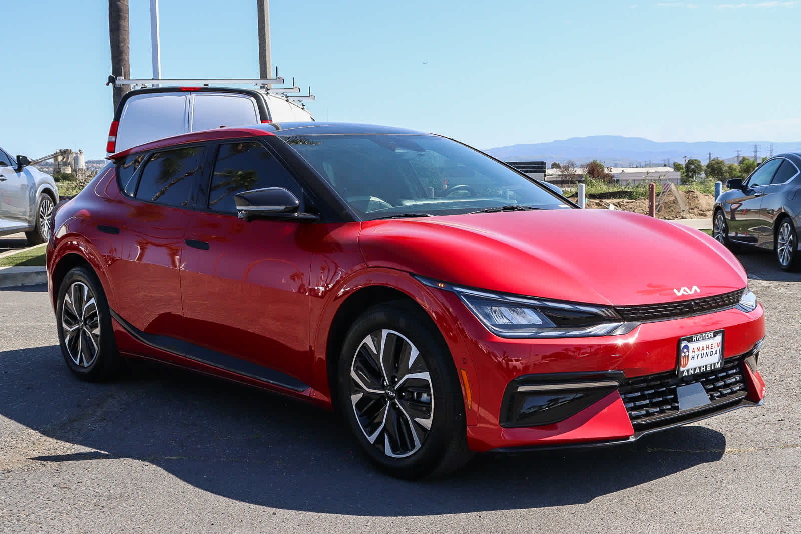 Thumbnail: 2022 Kia EV6 - 3