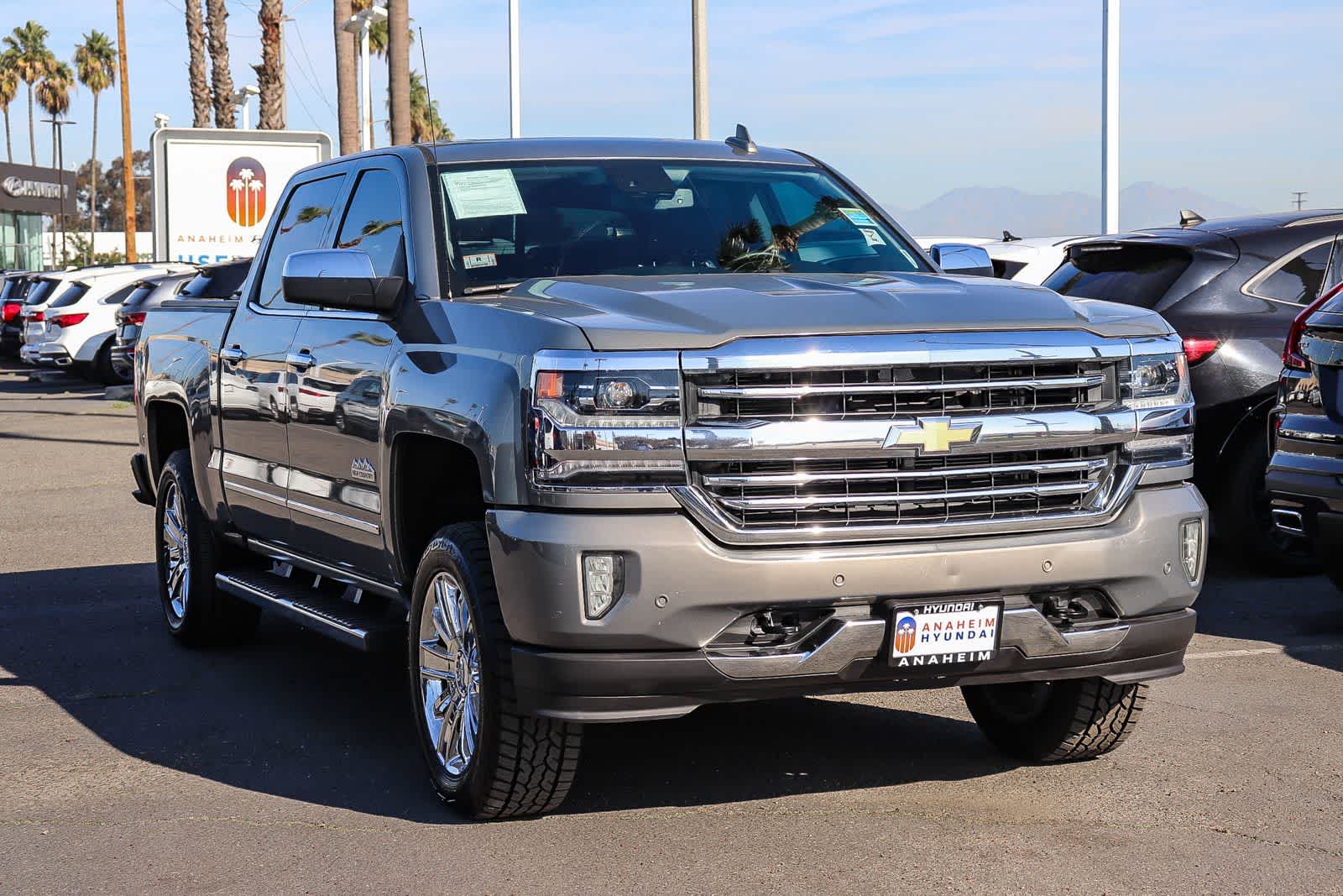Thumbnail: 2017 Chevrolet Silverado 1500 - 3