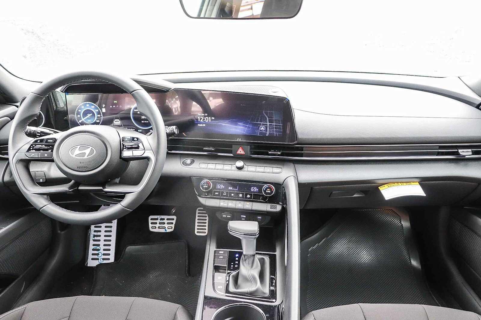 Thumbnail: 2026 Hyundai Elantra - 14