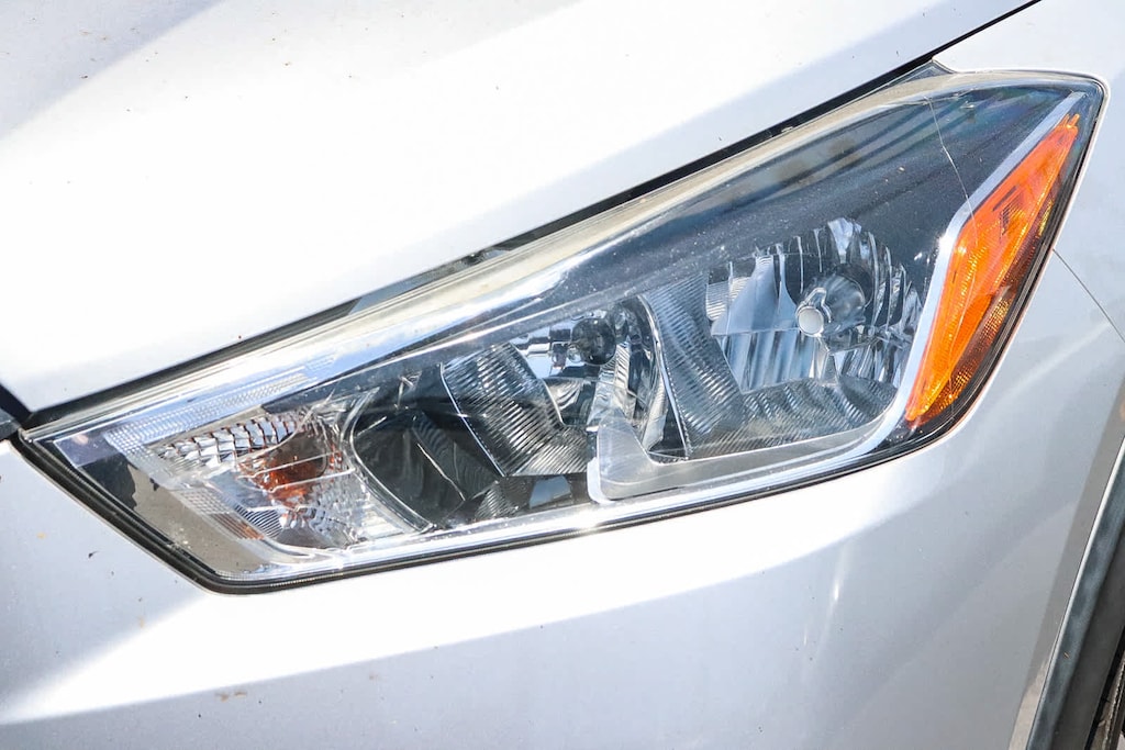 Used 2018 Nissan Kicks SV SUV