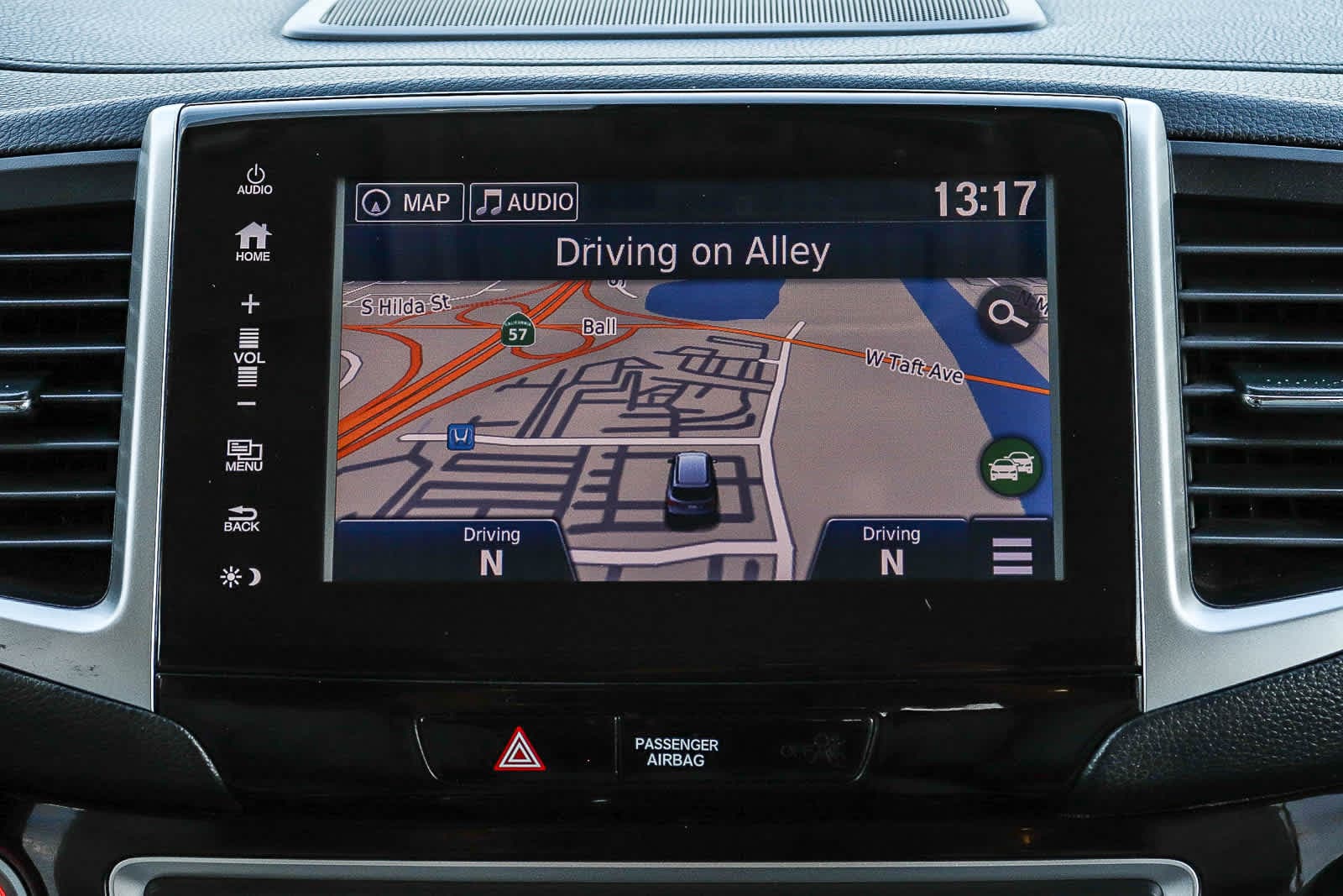 Thumbnail: 2017 Honda Pilot - 15