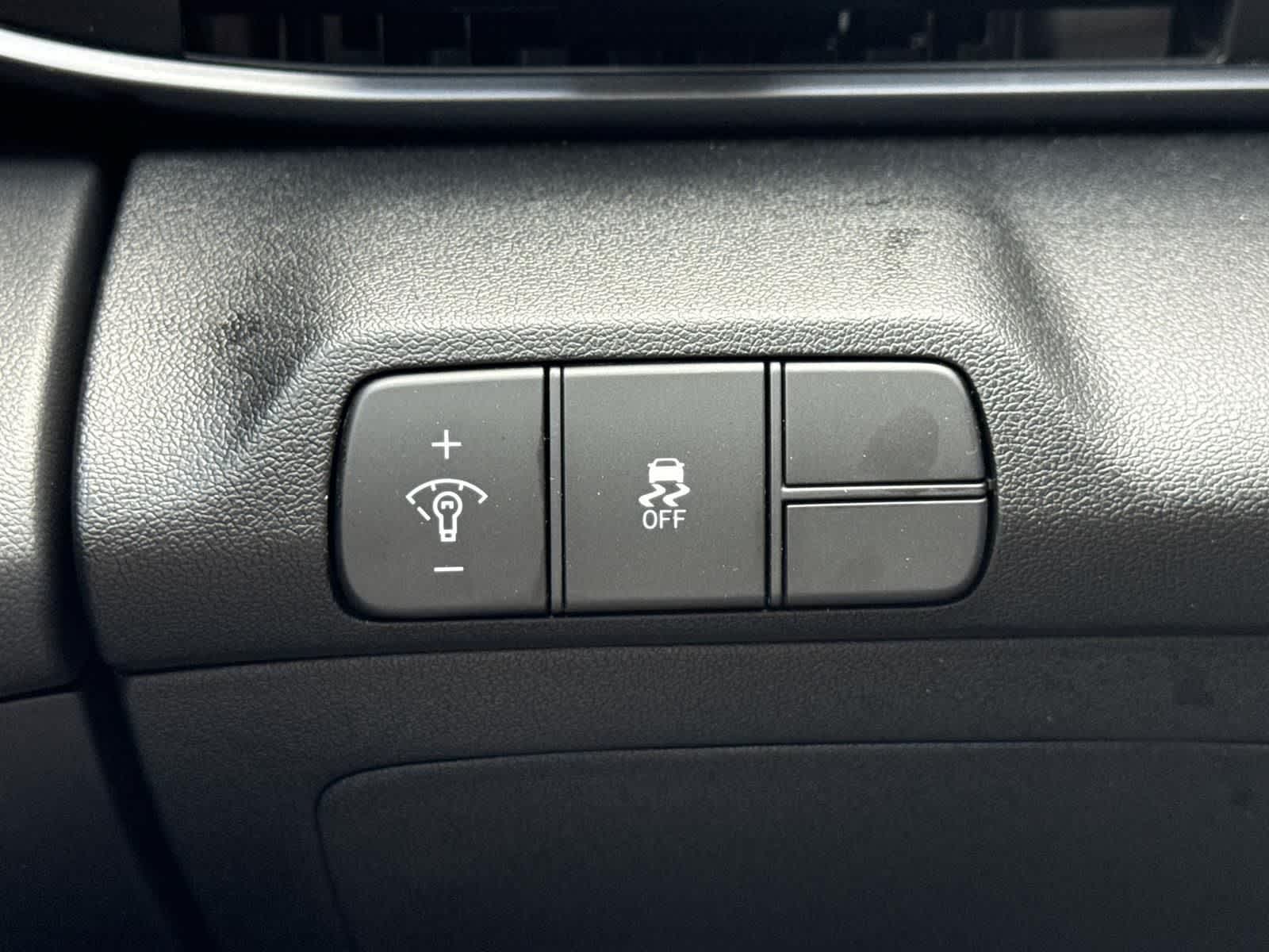 Thumbnail: 2025 Hyundai Elantra - 19