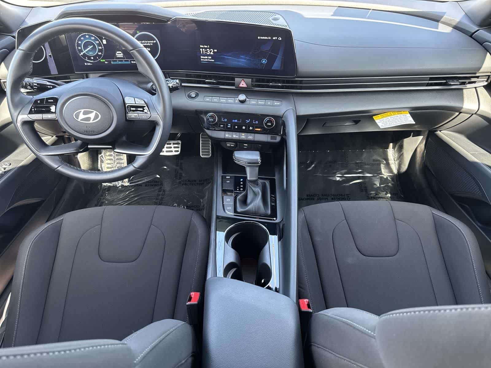 Thumbnail: 2025 Hyundai Elantra - 8