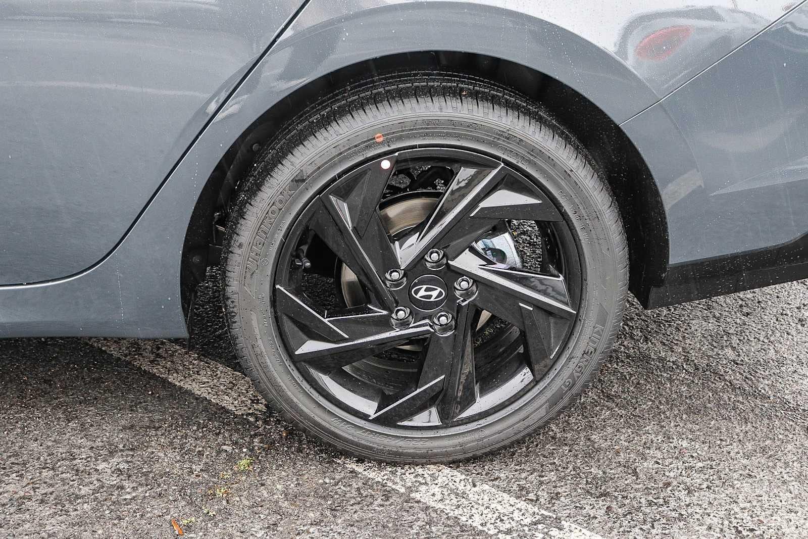 Thumbnail: 2026 Hyundai Elantra - 11