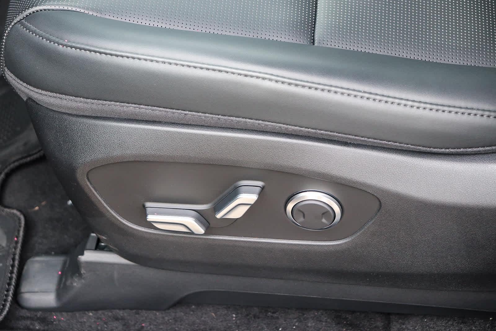 Thumbnail: 2026 Hyundai Ioniq - 23