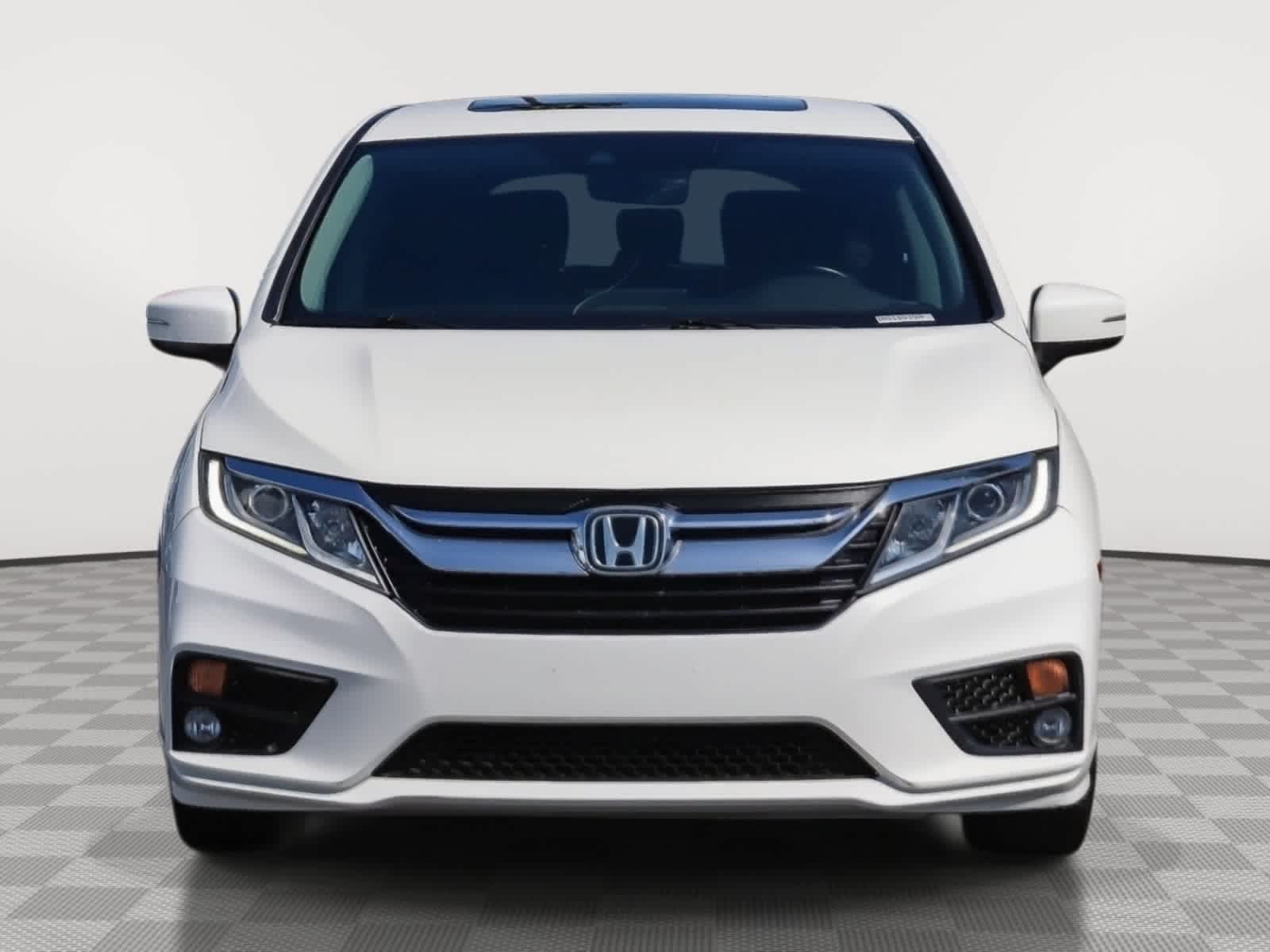 Used 2018 Honda Odyssey EX-L with VIN 5FNRL6H78JB018039 for sale in Anaheim, CA