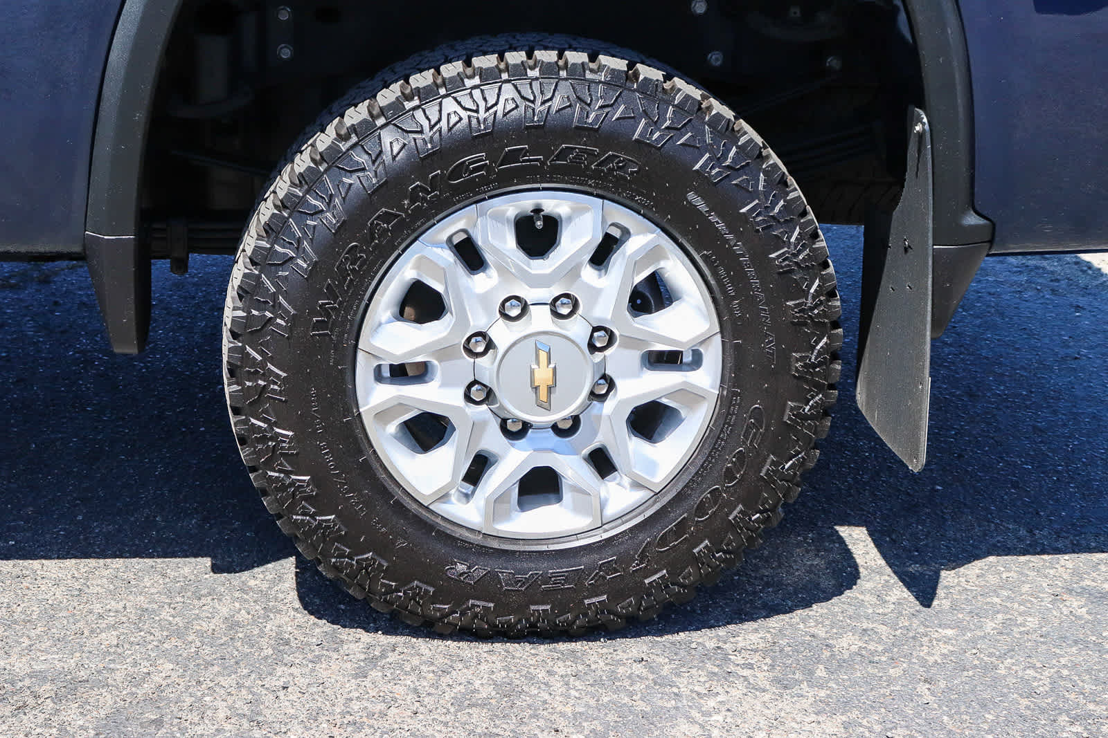 Thumbnail: 2021 Chevrolet Silverado 3500 - 13