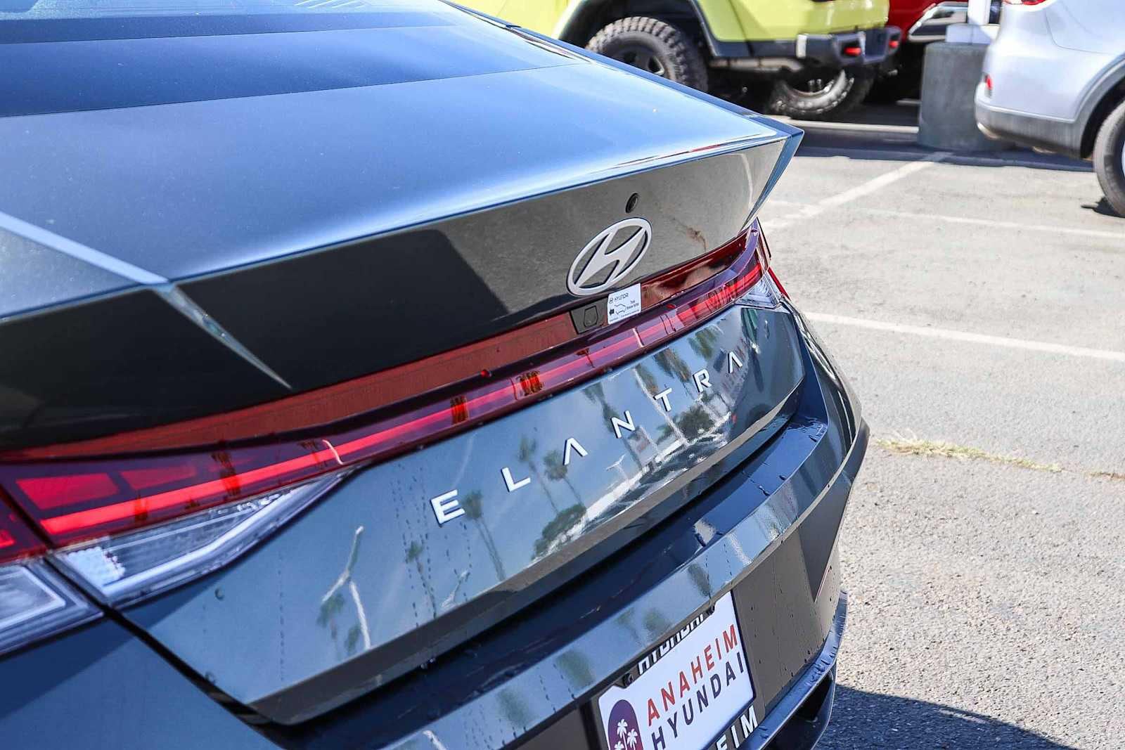 Thumbnail: 2025 Hyundai Elantra - 10