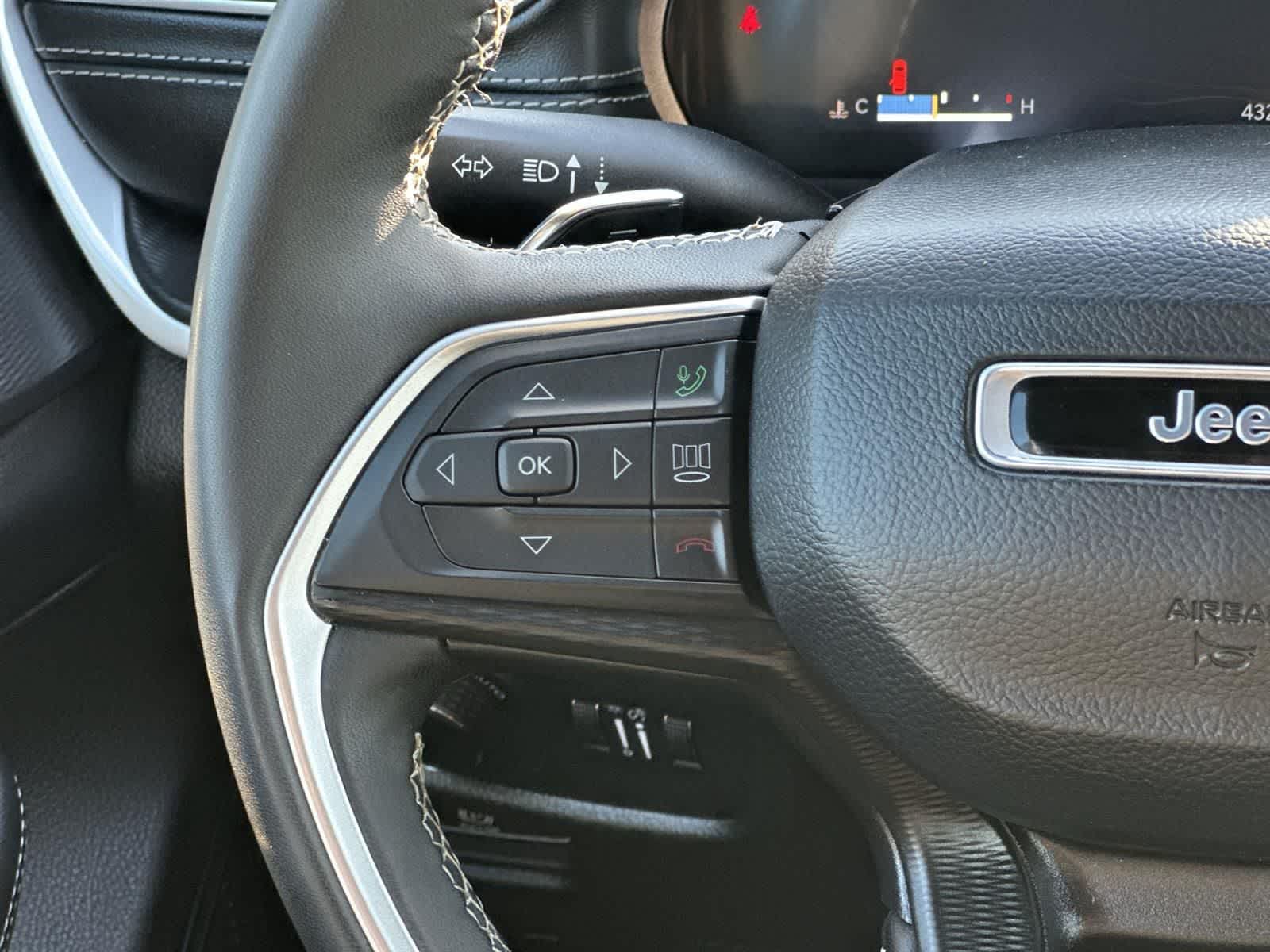 Thumbnail: 2024 Jeep Grand Cherokee L - 10