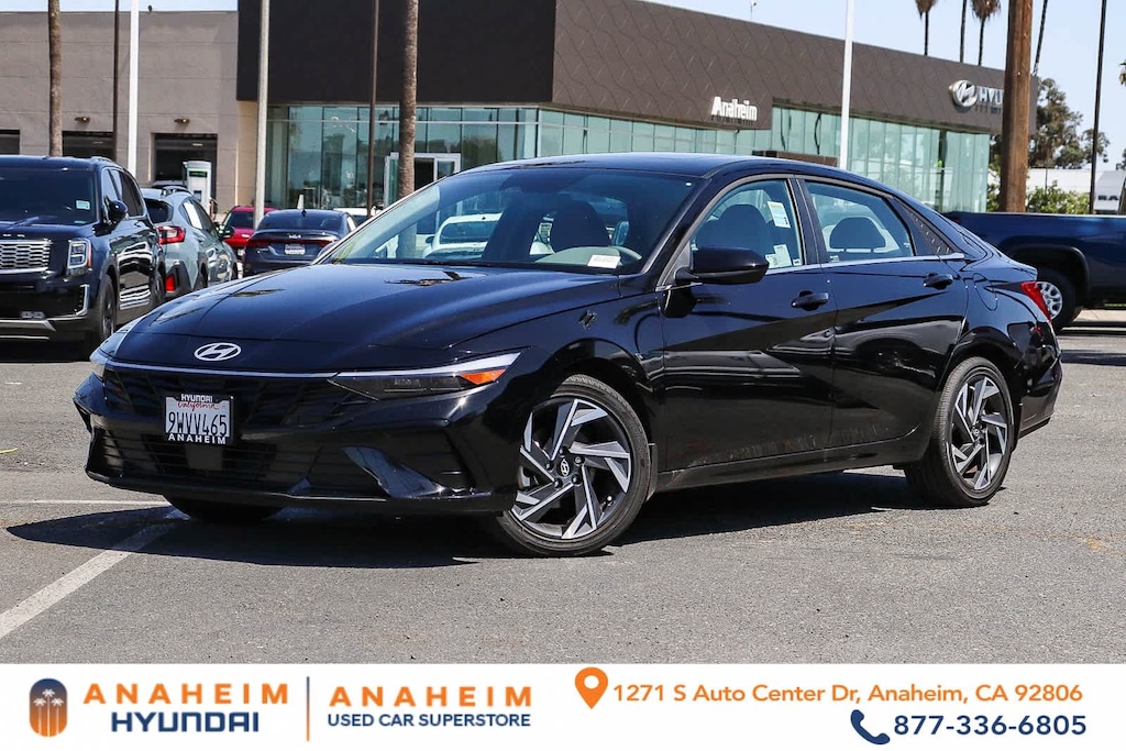Certified 2025 Hyundai Elantra SEL Convenience Sedan