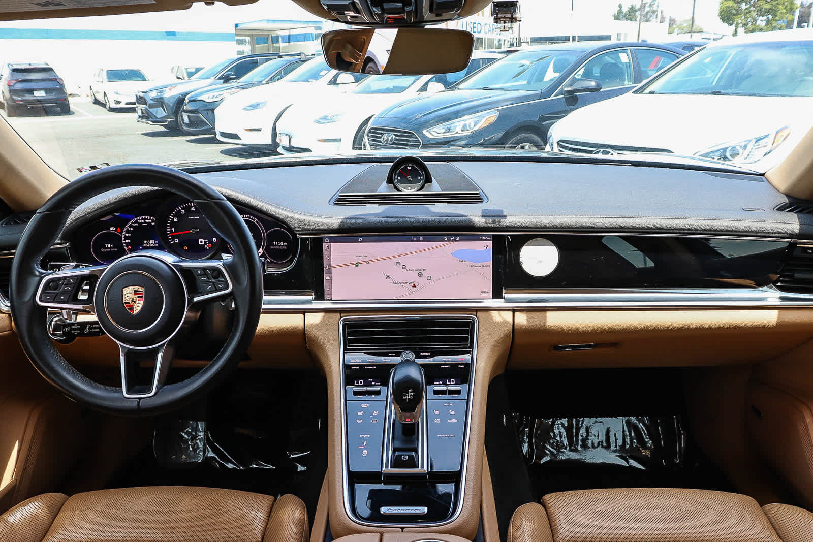 Thumbnail: 2017 Porsche Panamera - 16
