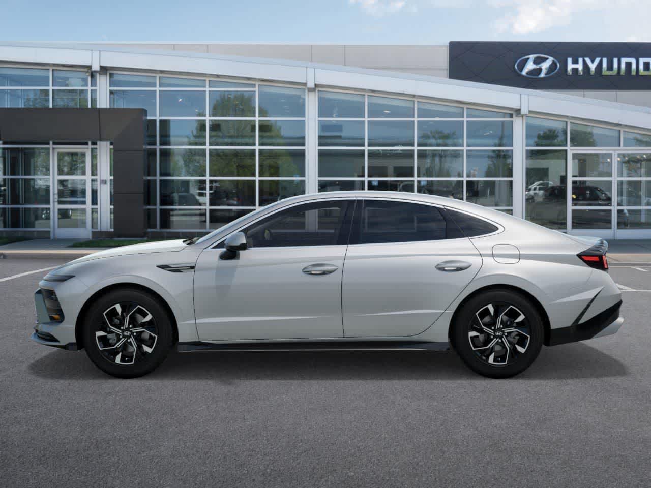 Thumbnail: 2025 Hyundai Sonata - 3