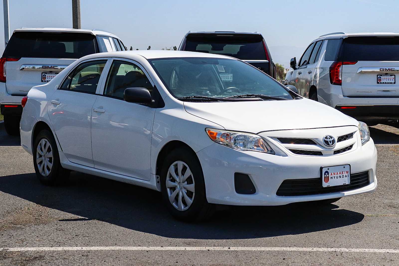 2011 Toyota Corolla L photo 2