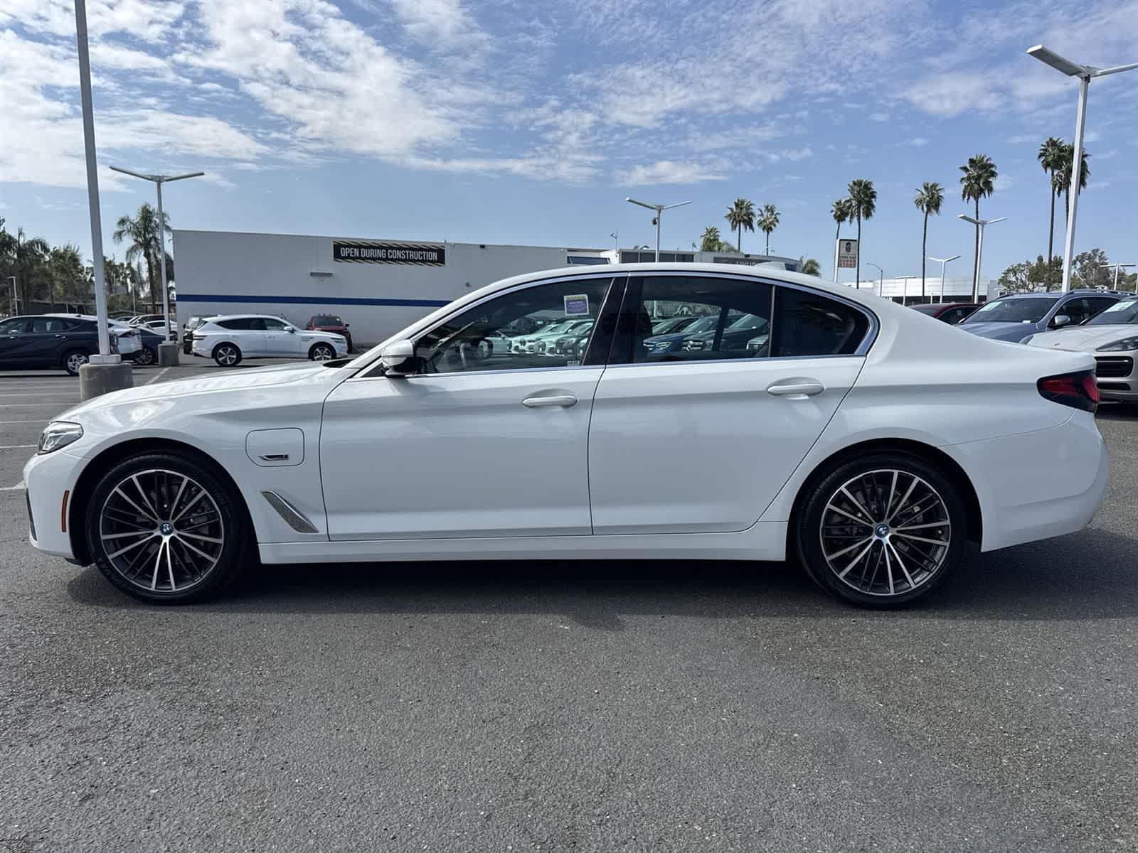 Thumbnail: 2023 BMW 5 Series - 5