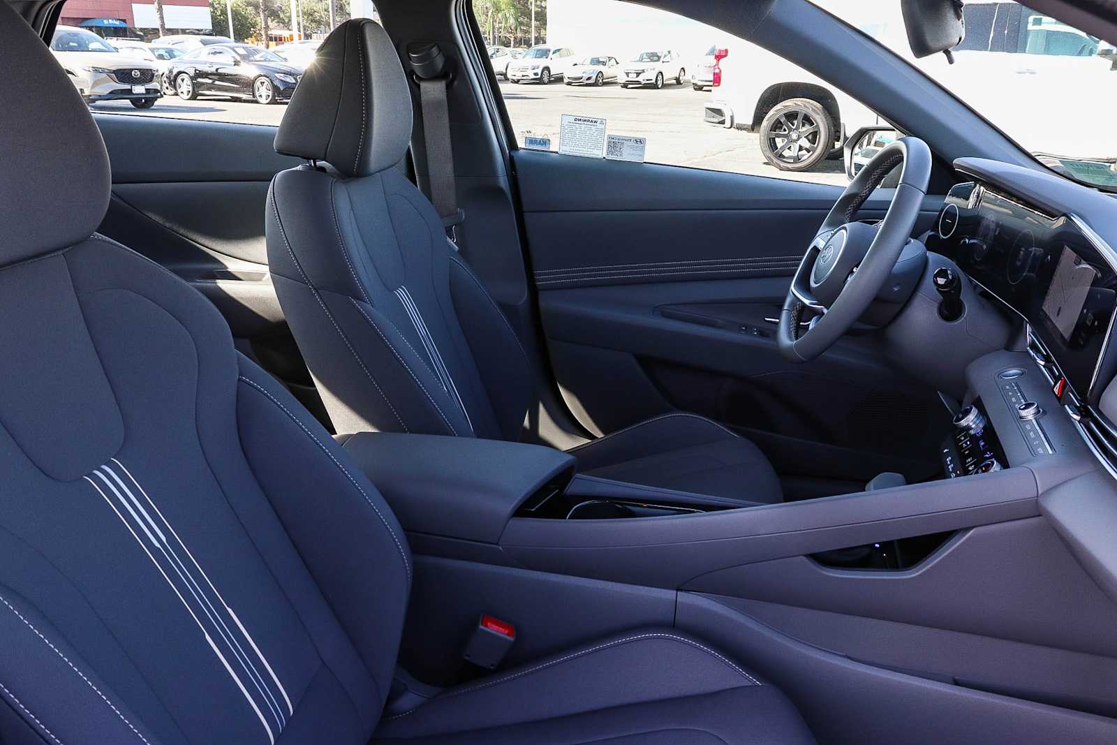 Thumbnail: 2025 Hyundai Elantra - 20