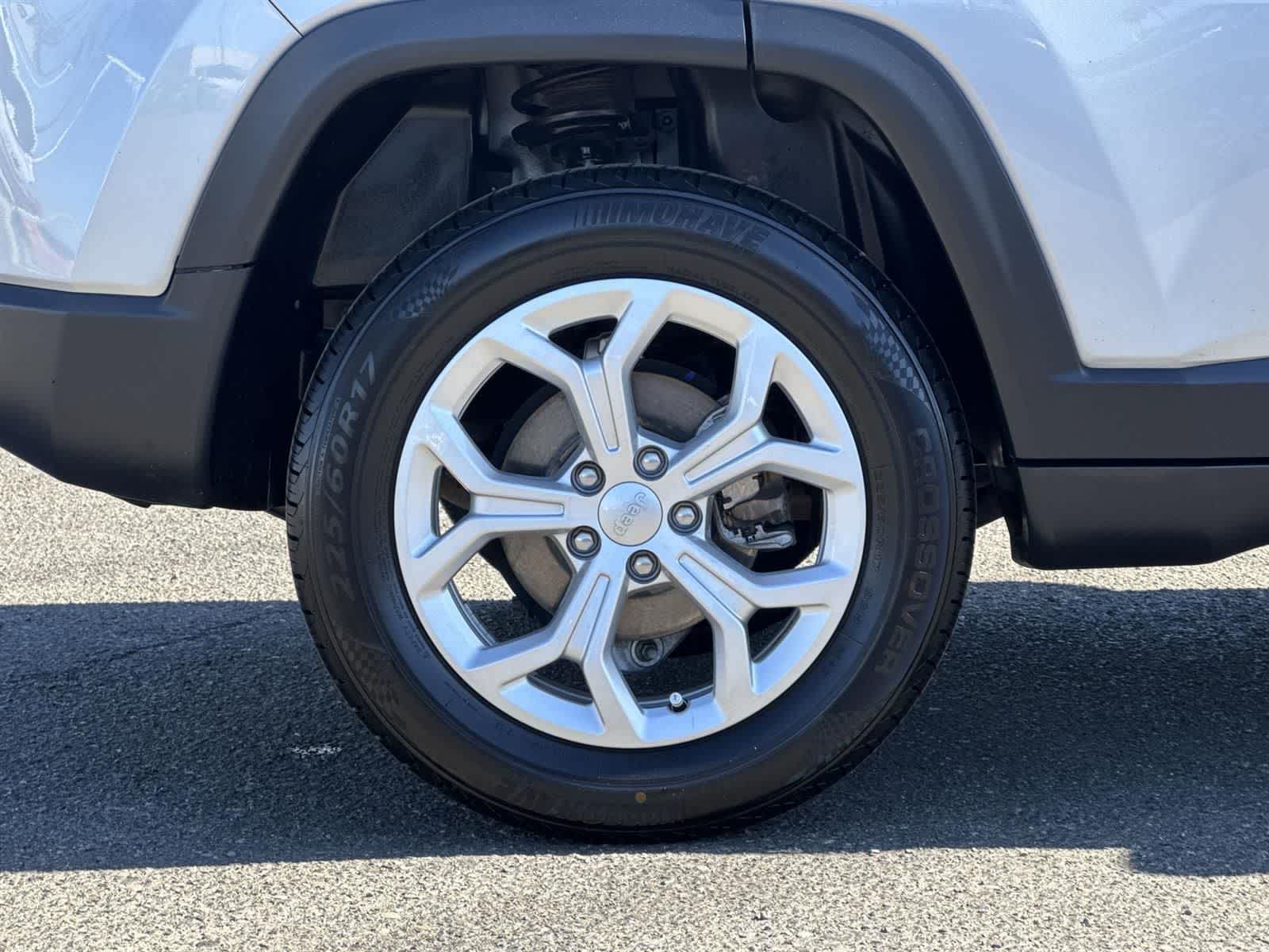 Thumbnail: 2024 Jeep Compass - 39