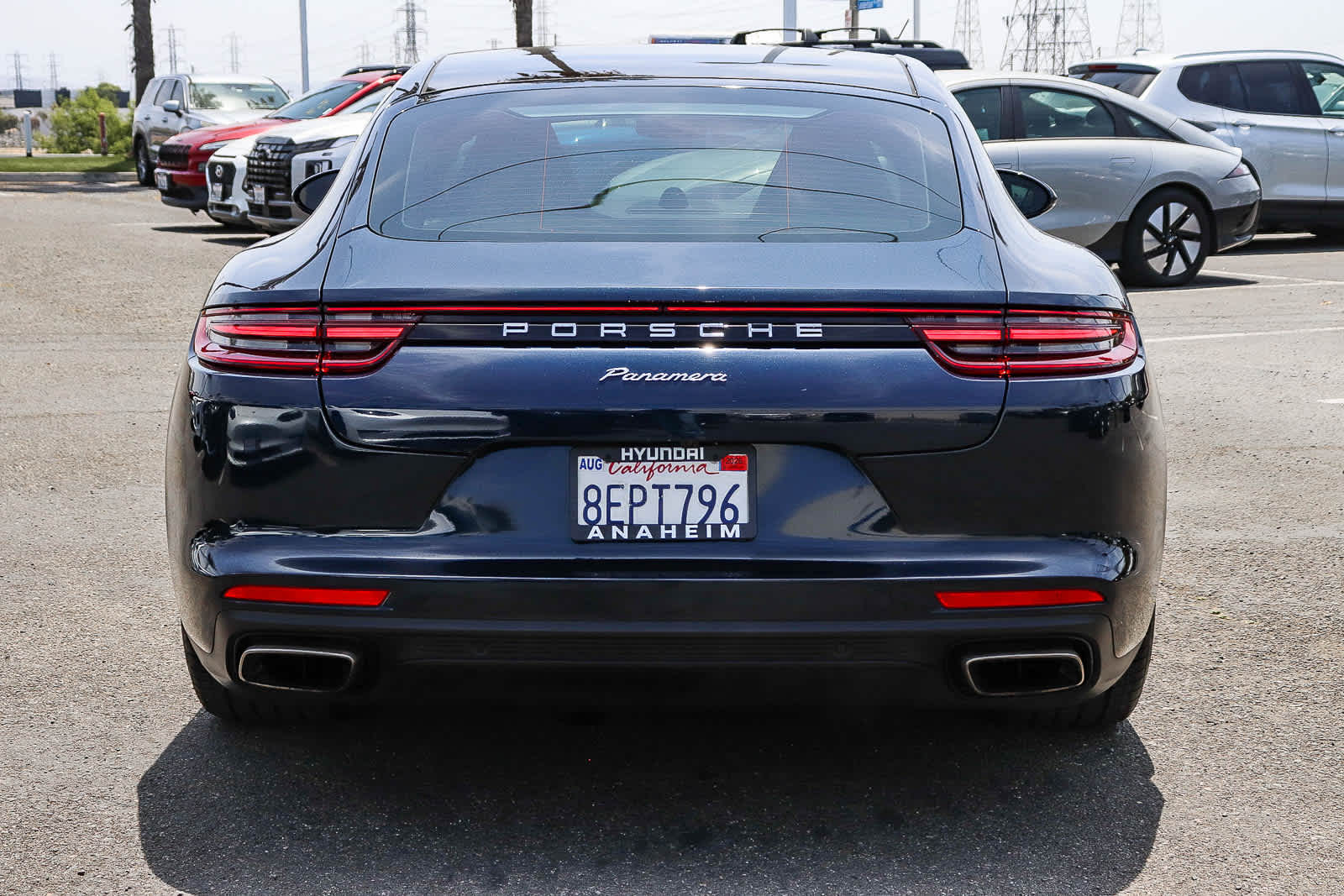 Thumbnail: 2017 Porsche Panamera - 8