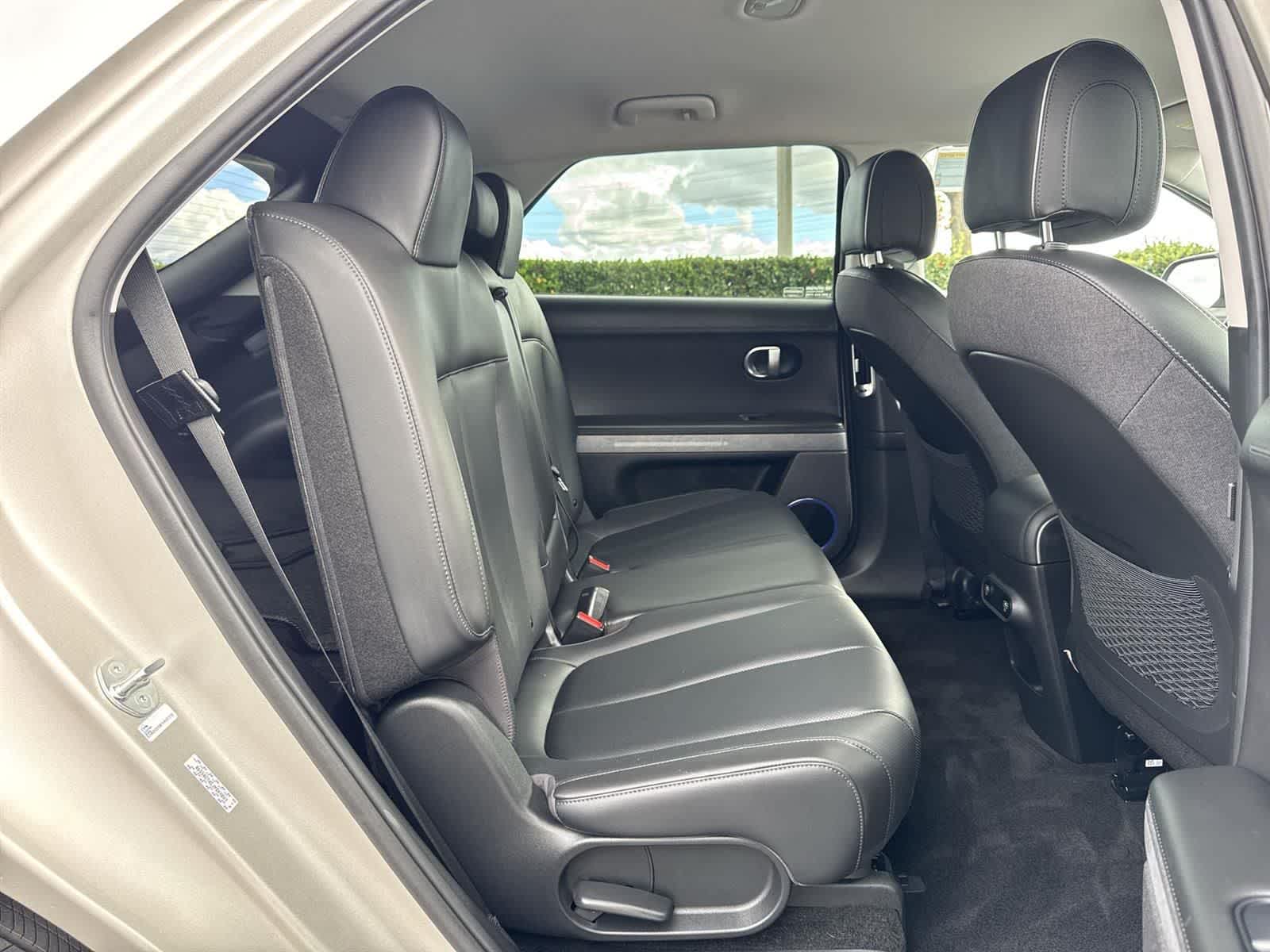 Thumbnail: 2023 Hyundai Ioniq 5 - 36