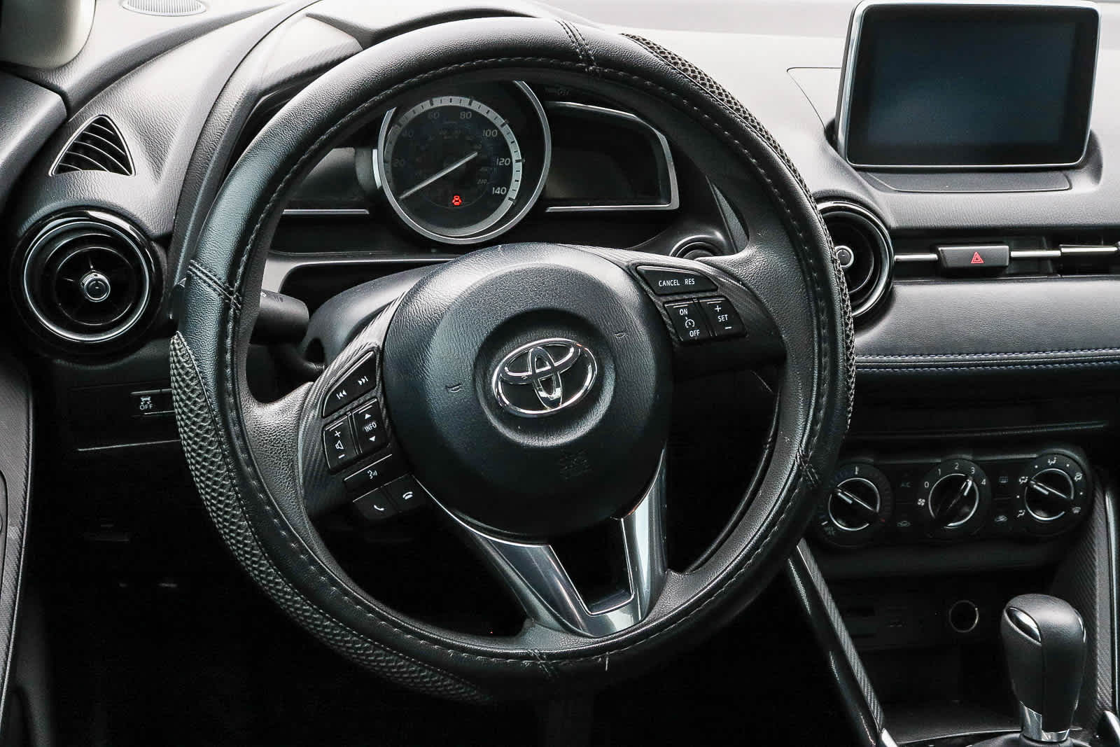 Thumbnail: 2018 Toyota Yaris iA - 20