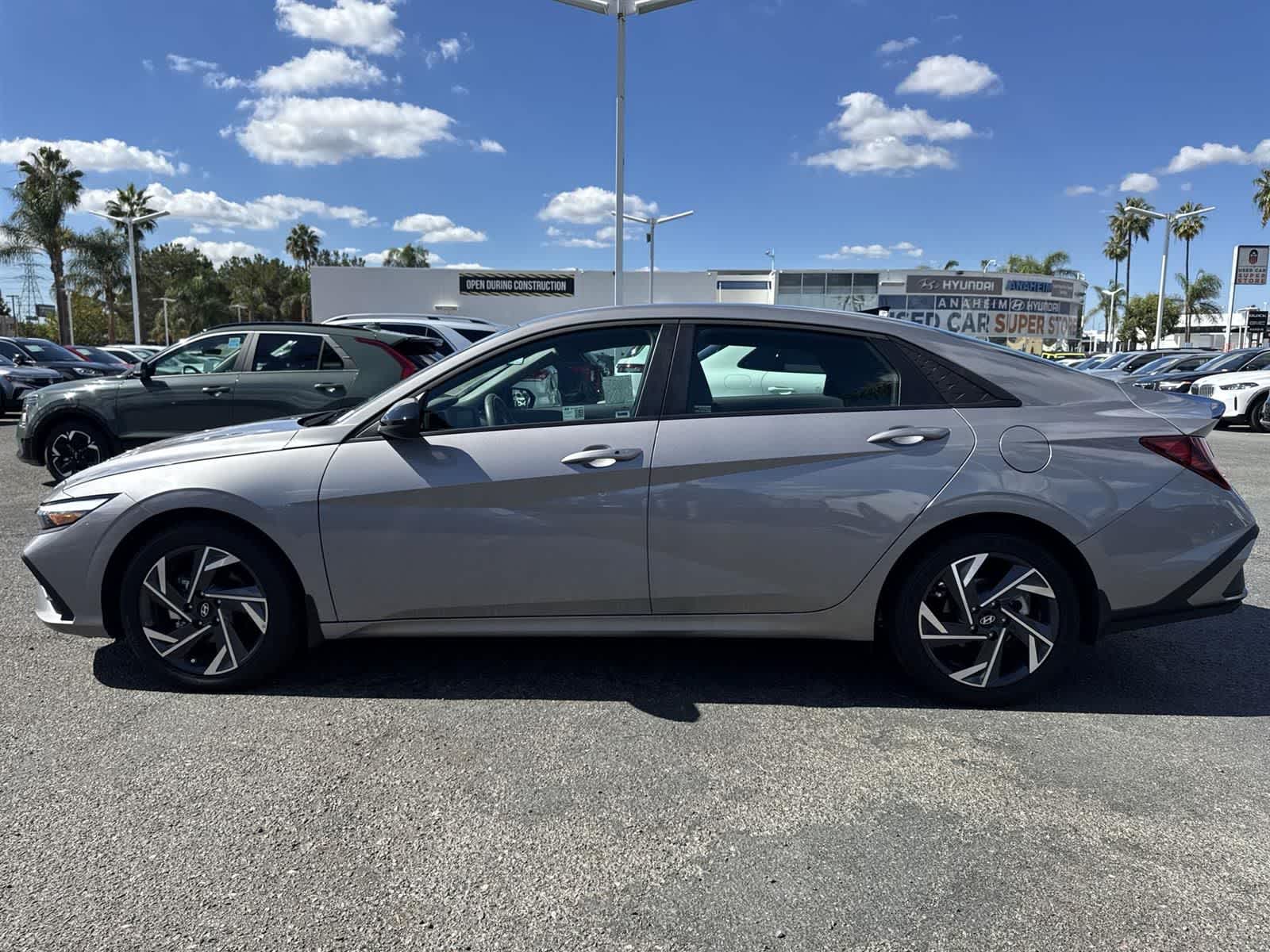 Thumbnail: 2025 Hyundai Elantra - 5