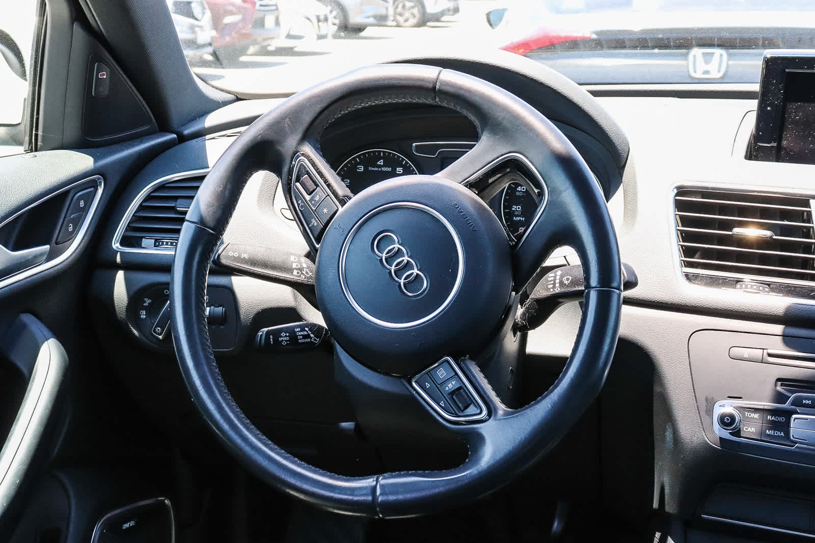 Thumbnail: 2017 Audi Q3 - 22