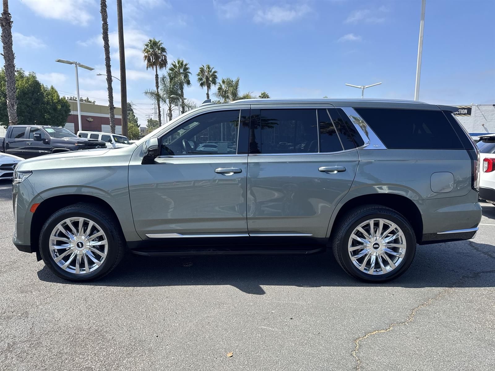 Thumbnail: 2023 Cadillac Escalade - 5