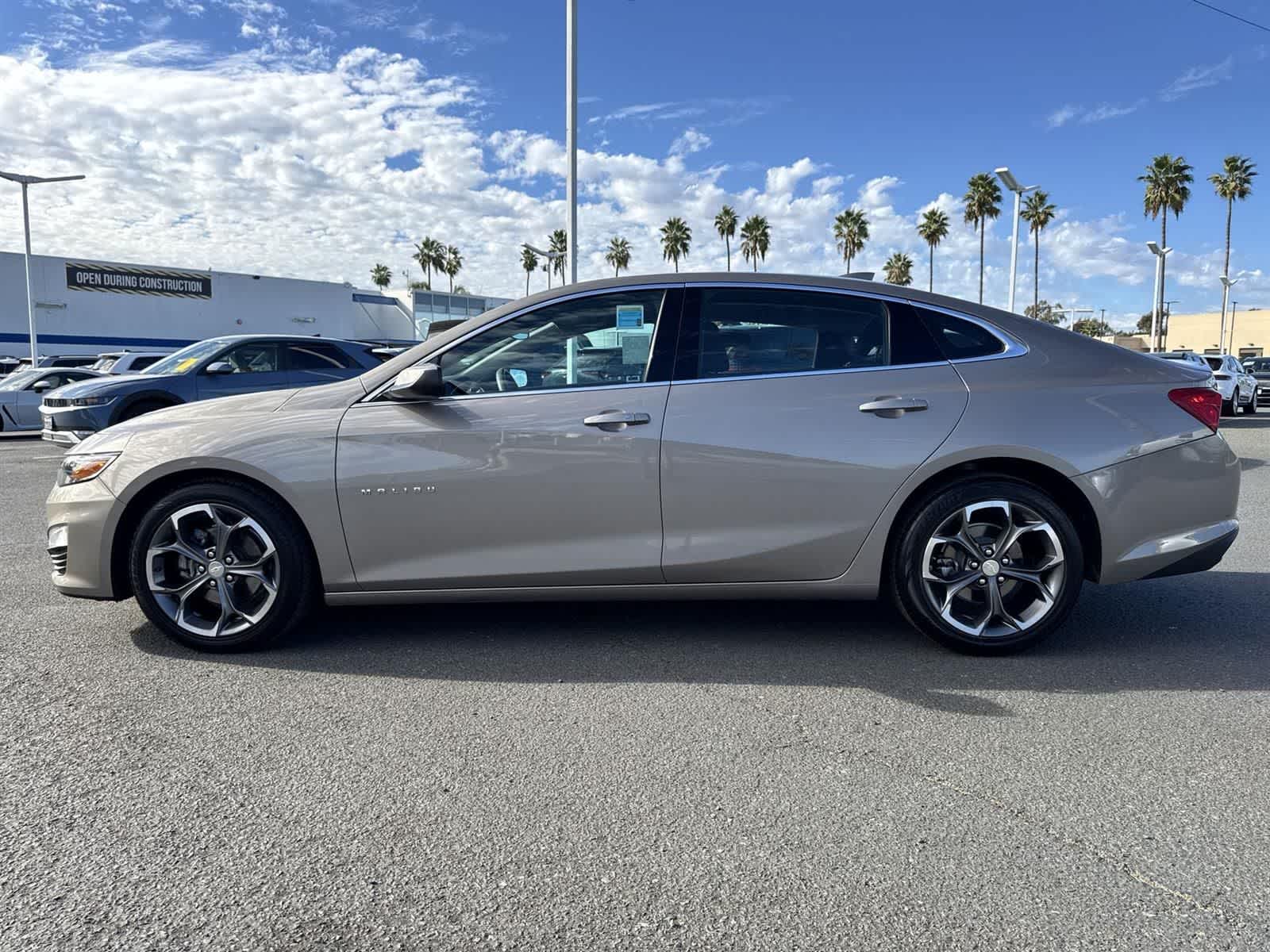 Thumbnail: 2023 Chevrolet Malibu - 5