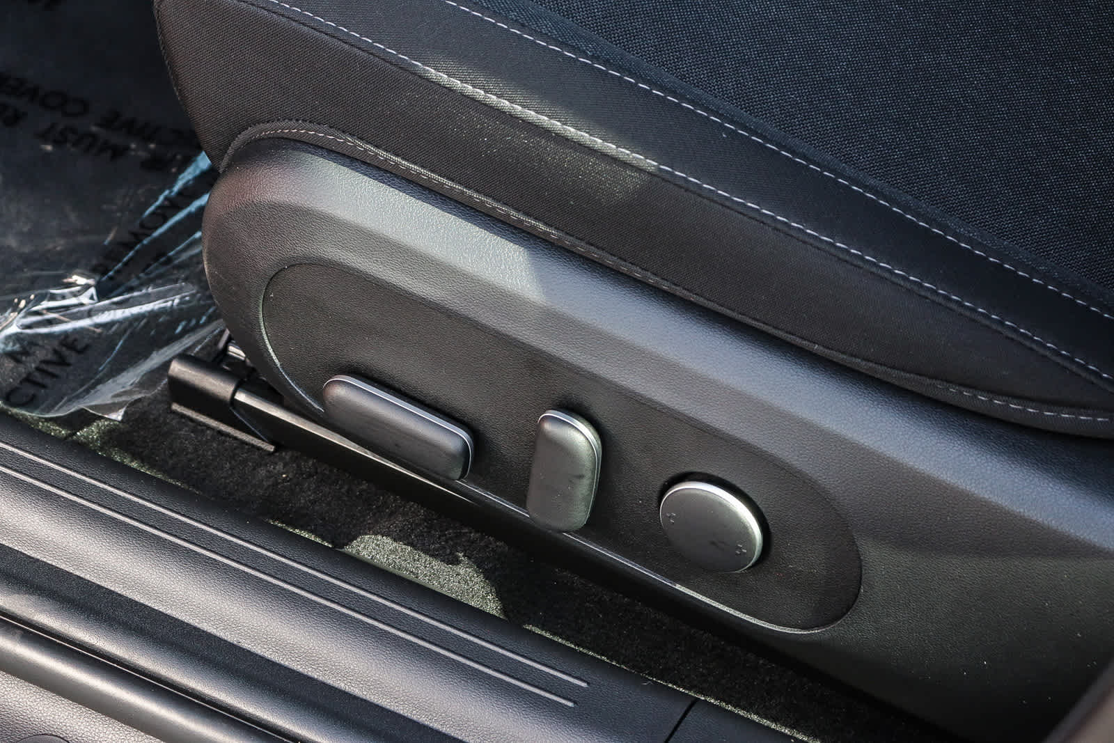 Thumbnail: 2024 Hyundai Ioniq 6 - 25