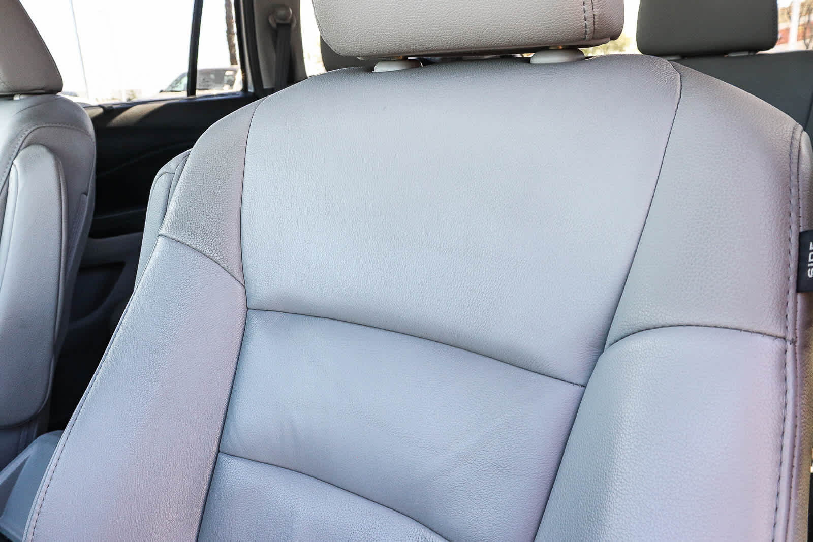 Thumbnail: 2017 Honda Pilot - 34